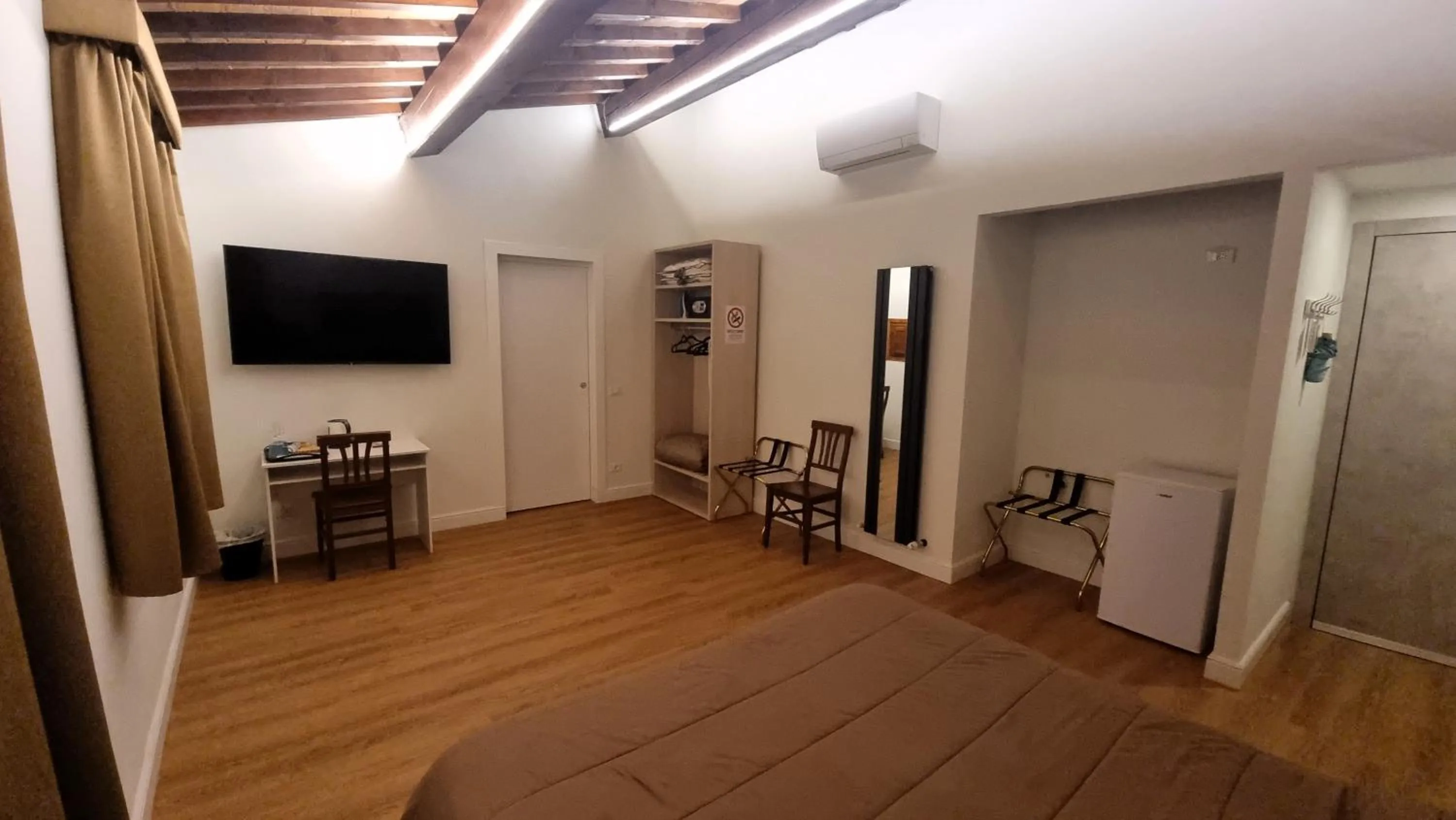 TV and multimedia in Marco's Way