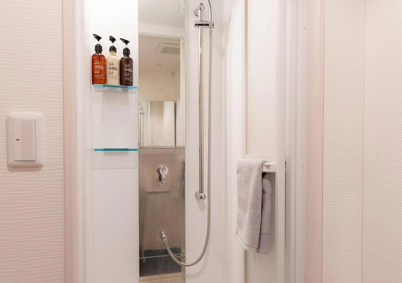 Shower in COCOSHUKU Nakano