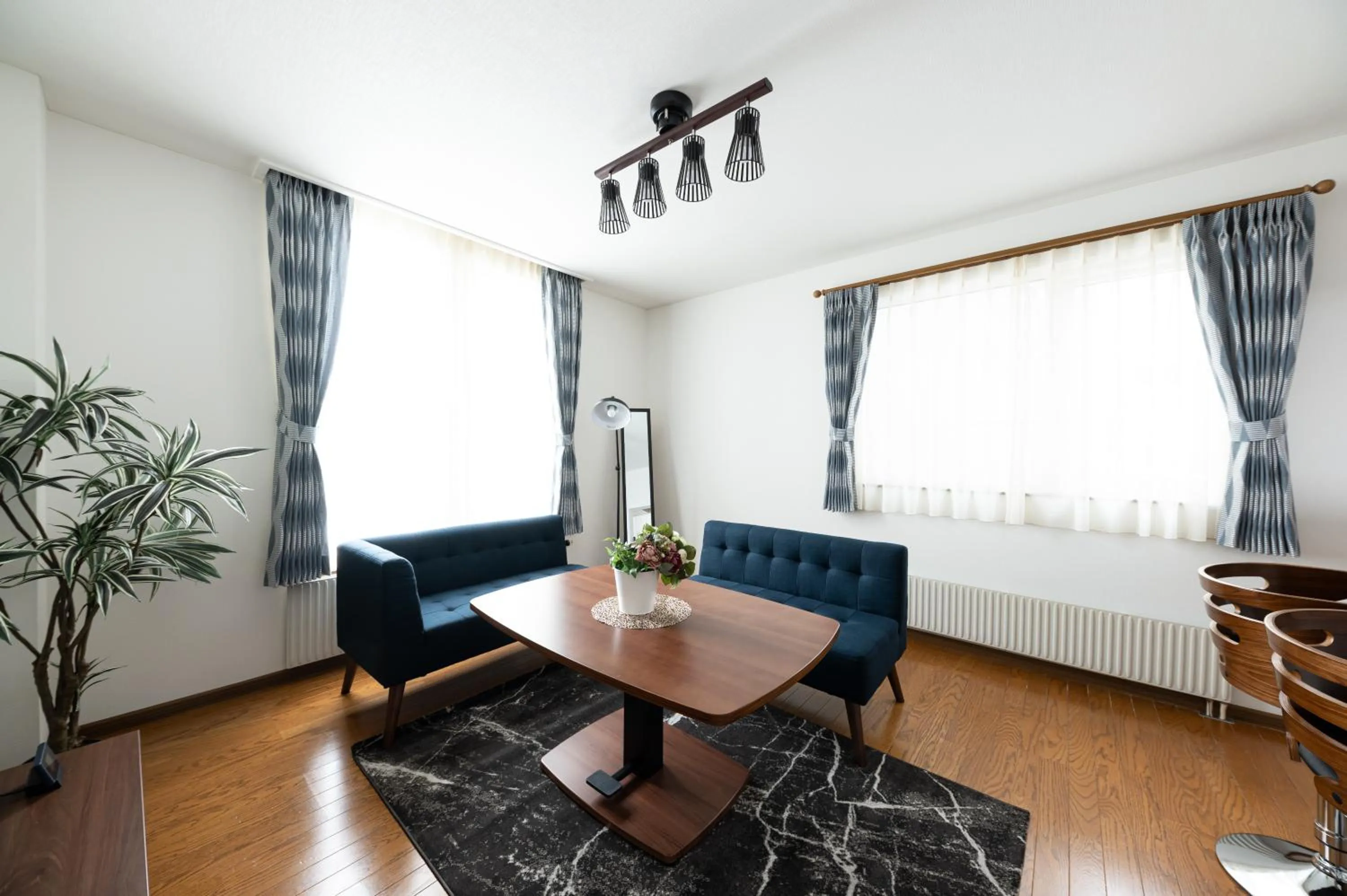 Dining area in HONGO 11 HOTEL