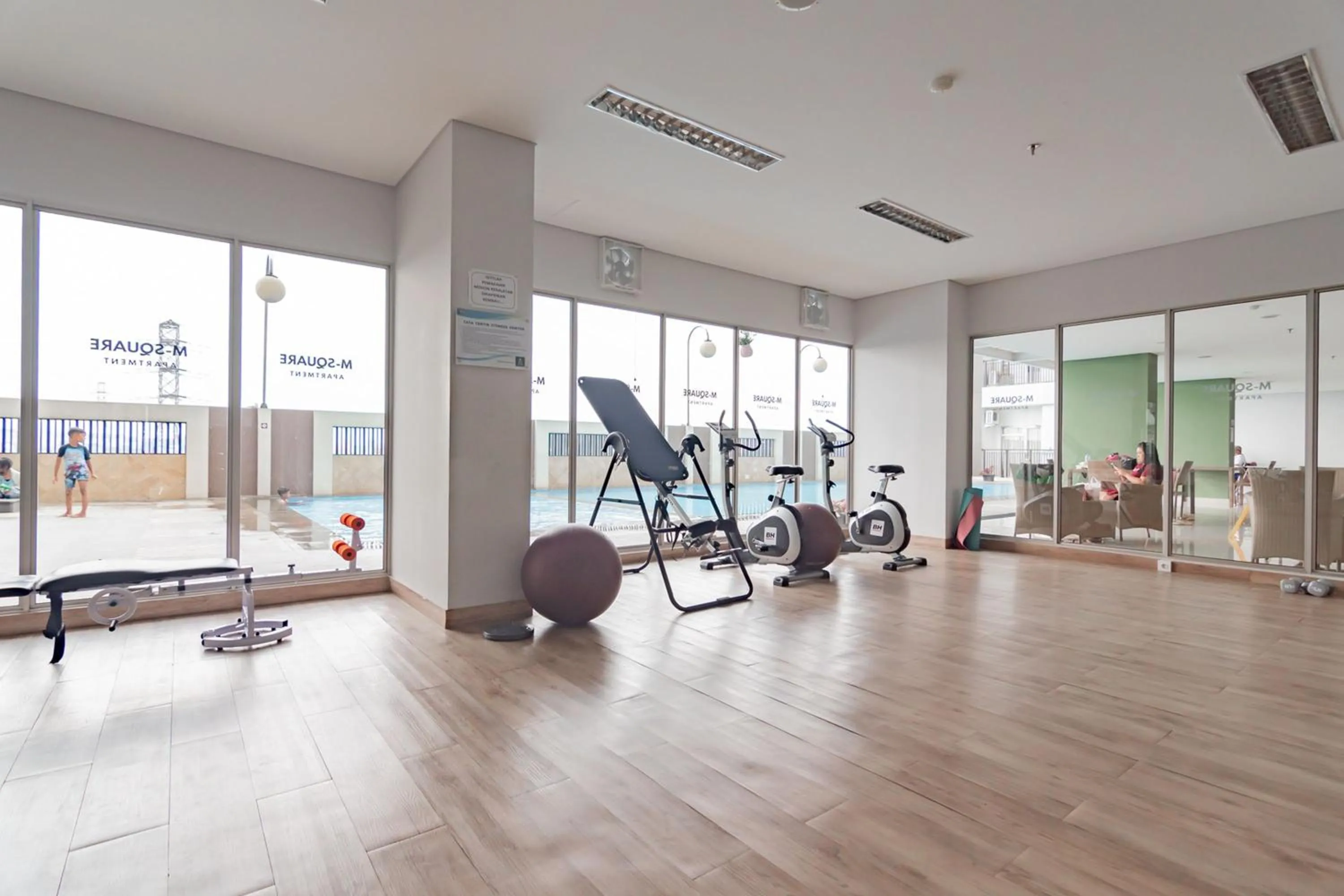 Fitness centre/facilities in RedLiving Apartemen Mekarwangi Square - M Express