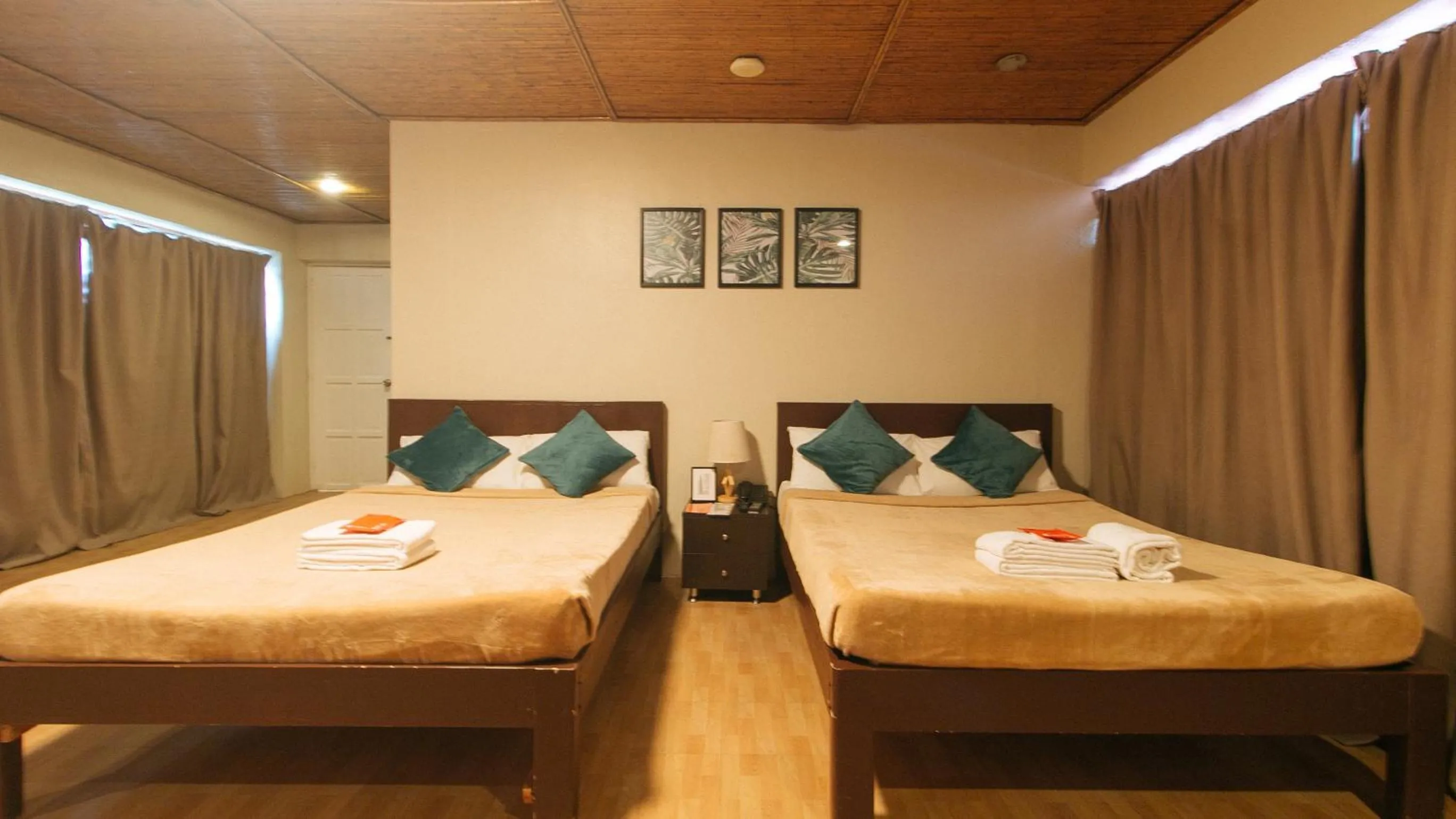 Photo of the whole room in RedDoorz @ Manila Airport Hotel