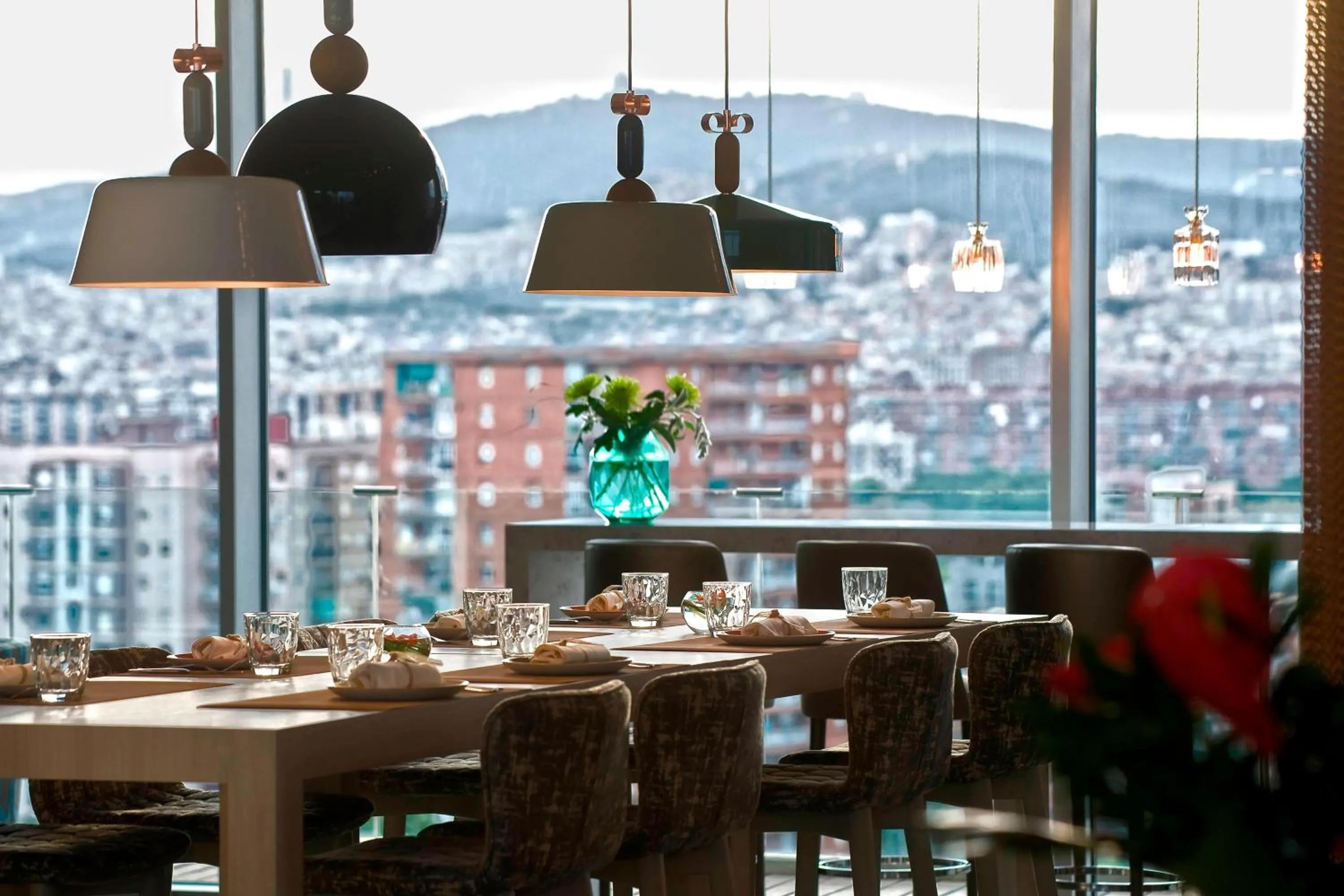 Lounge or bar in AC Hotel Barcelona Fórum by Marriott