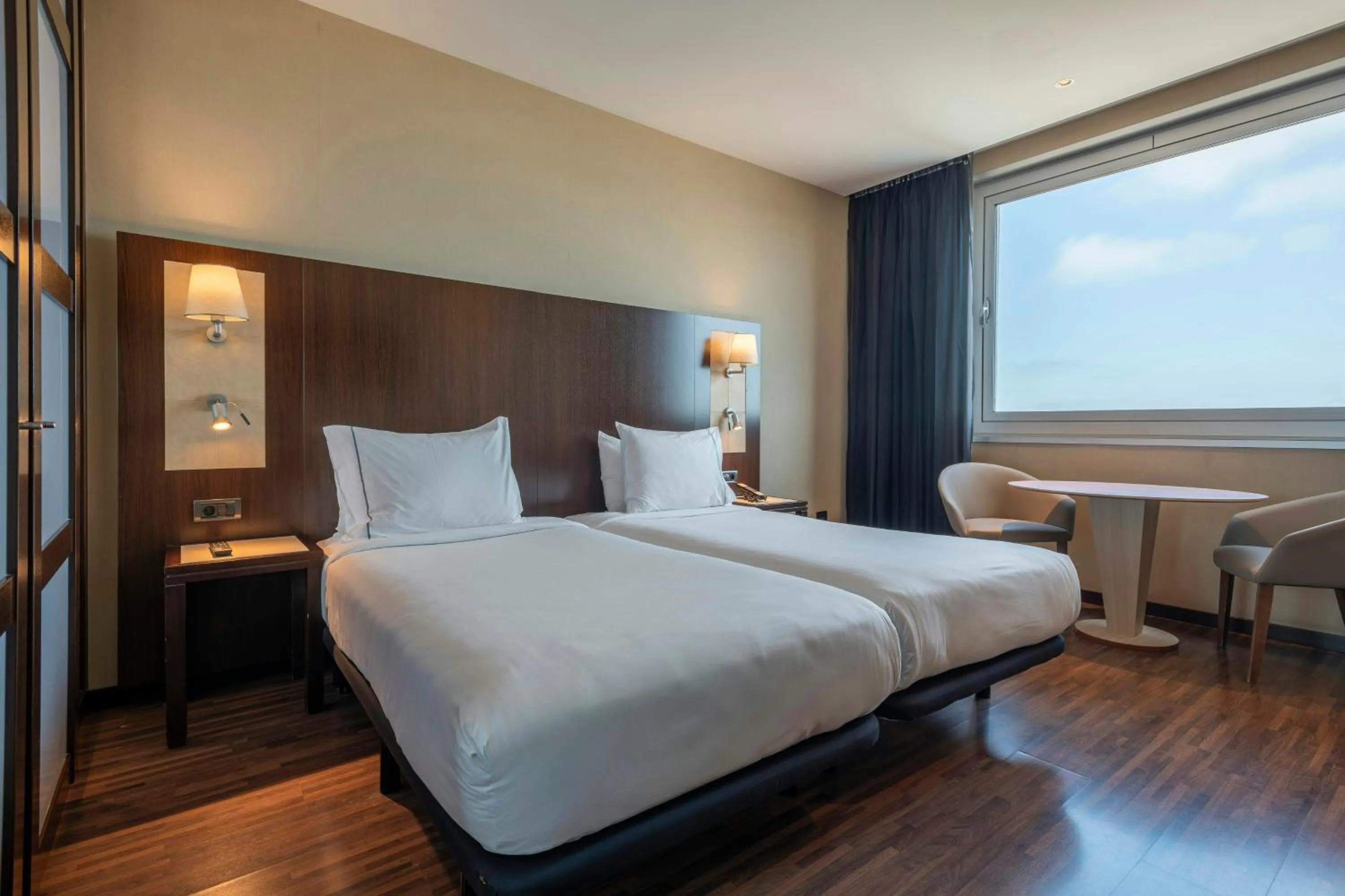 Photo of the whole room, Bed in Leonardo Royal Hotel Barcelona Forum