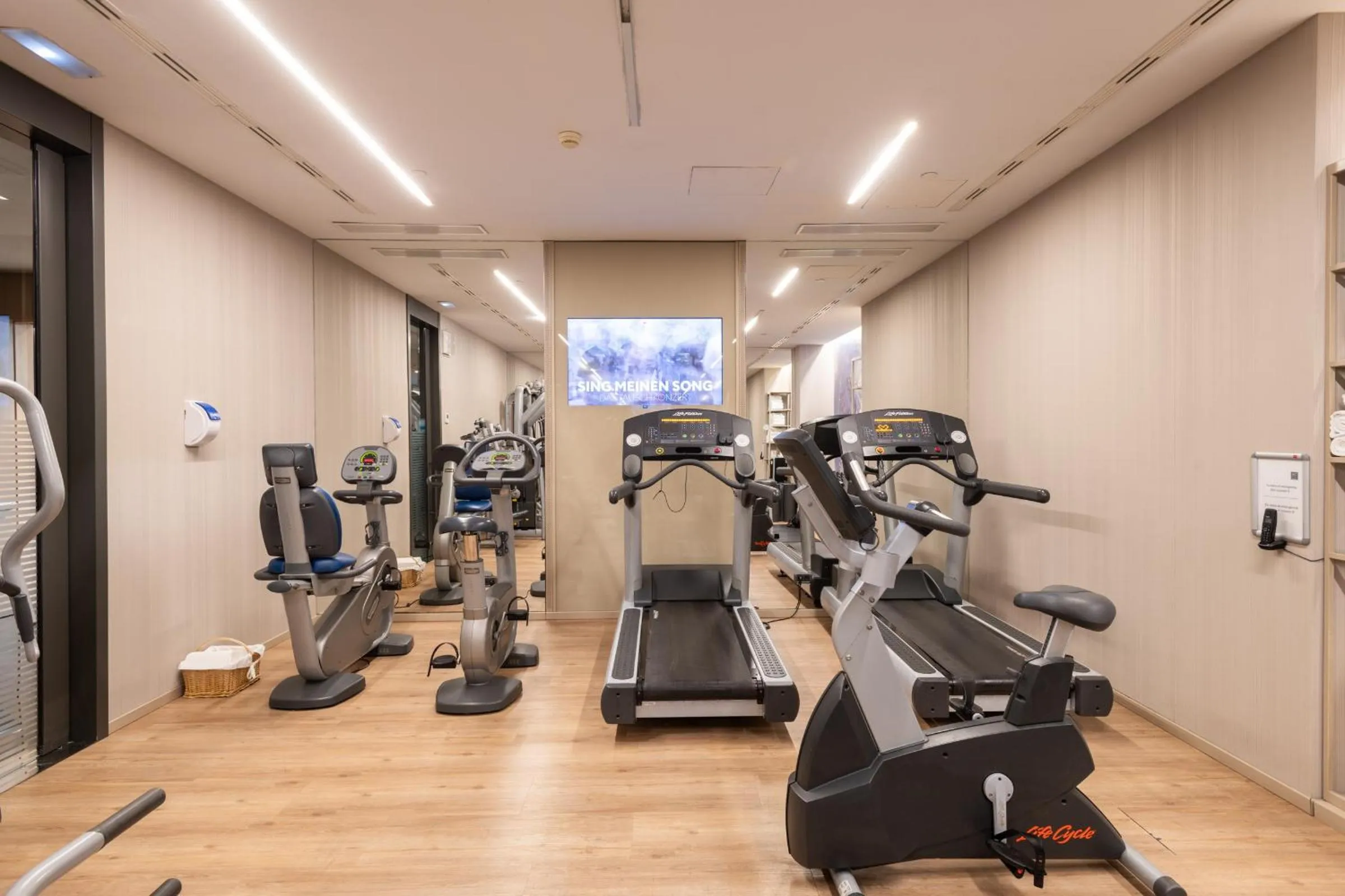 Fitness centre/facilities in Leonardo Royal Hotel Barcelona Forum