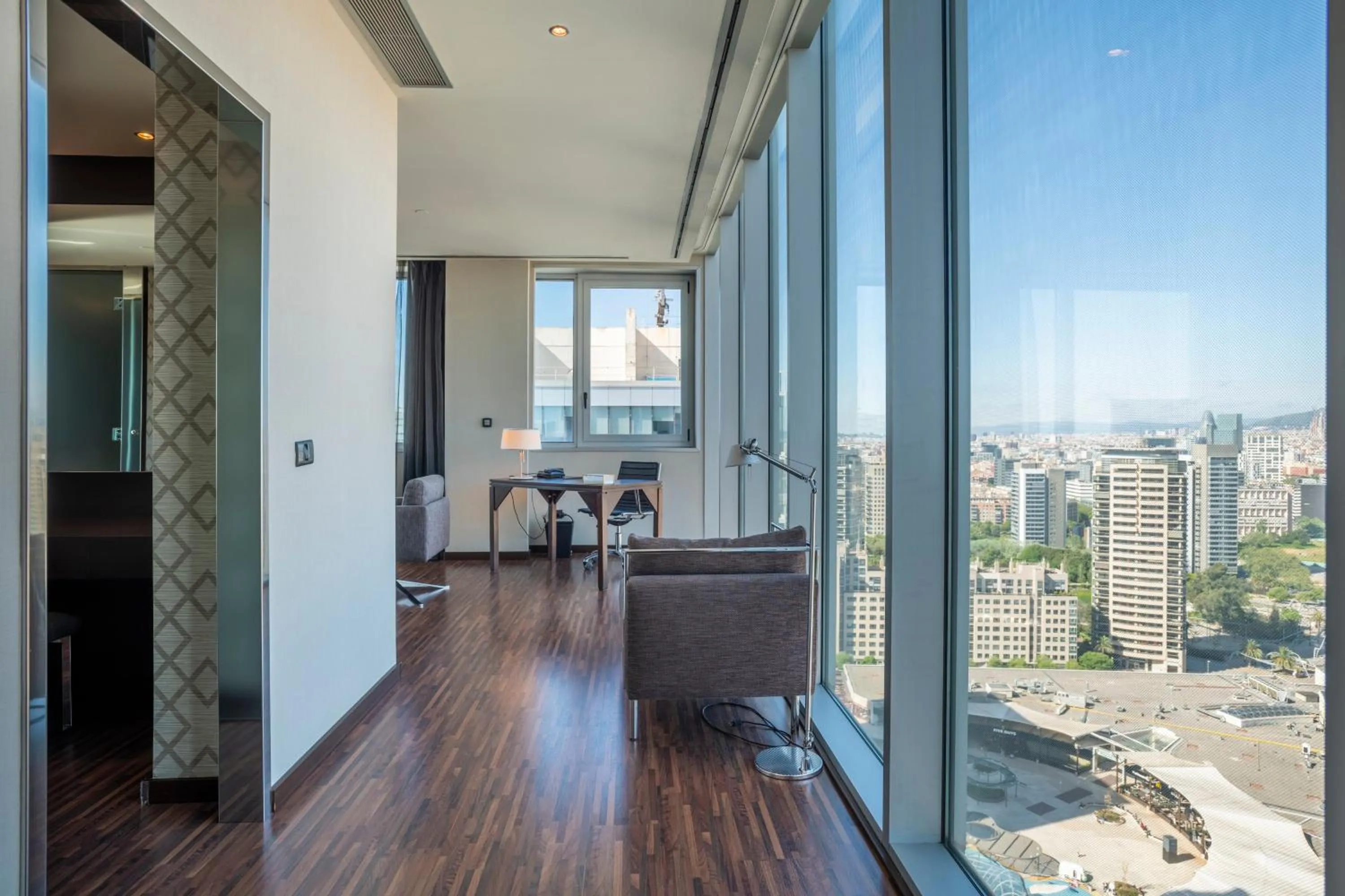 Bedroom in Leonardo Royal Hotel Barcelona Forum