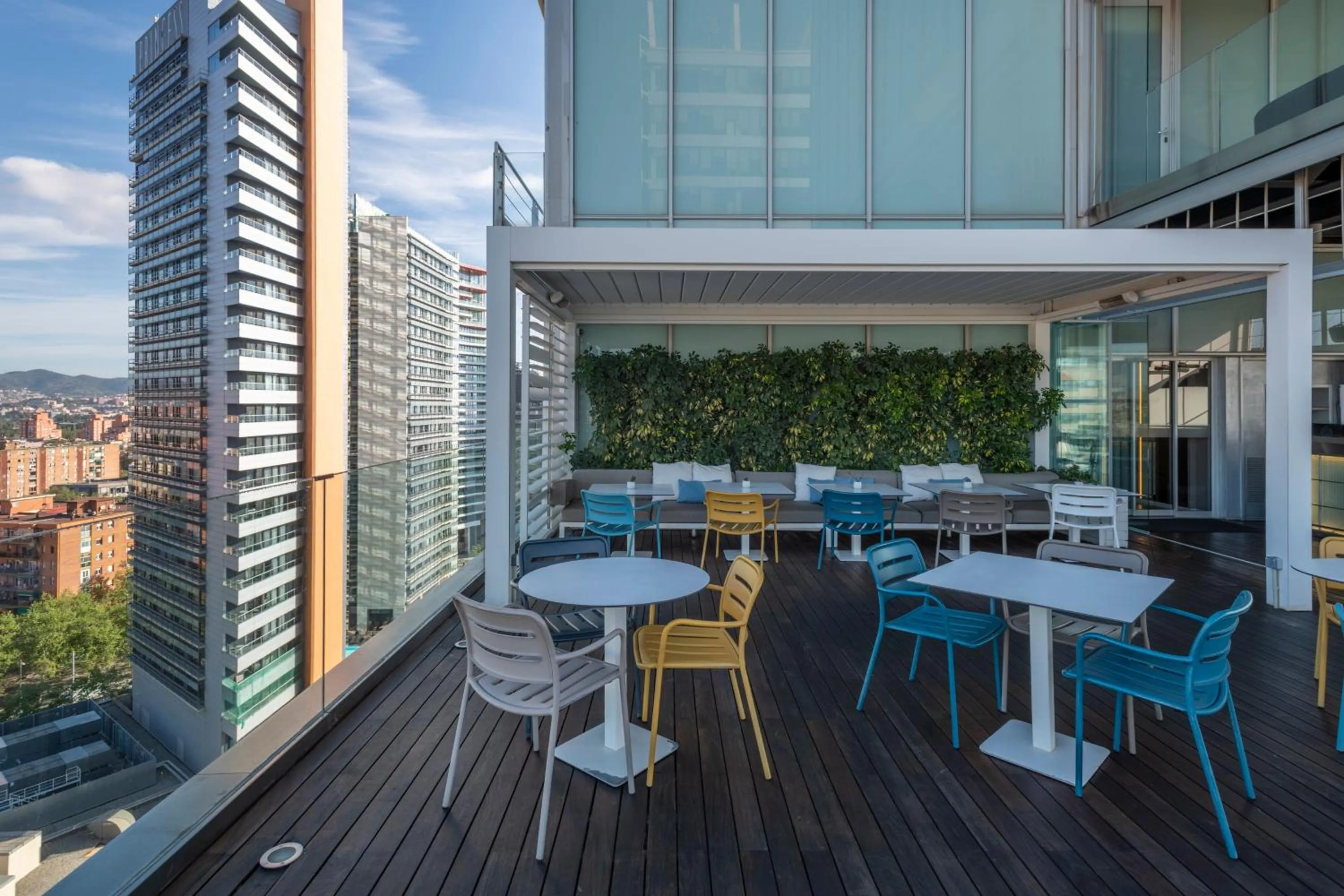 Property building in Leonardo Royal Hotel Barcelona Forum