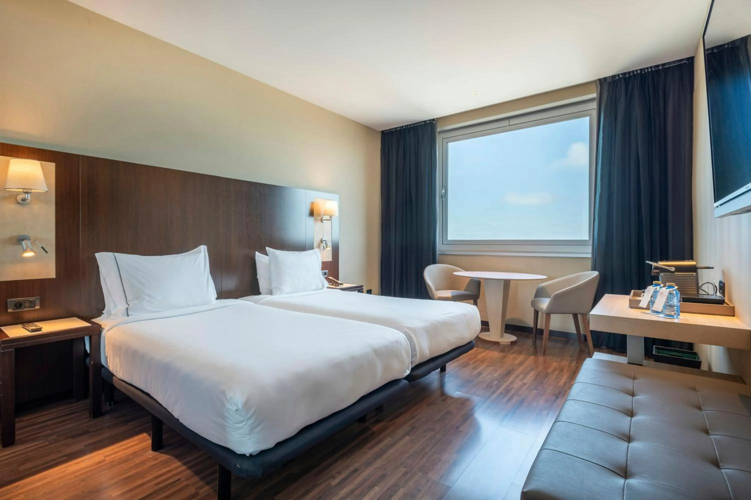 Photo of the whole room, Bed in Leonardo Royal Hotel Barcelona Forum