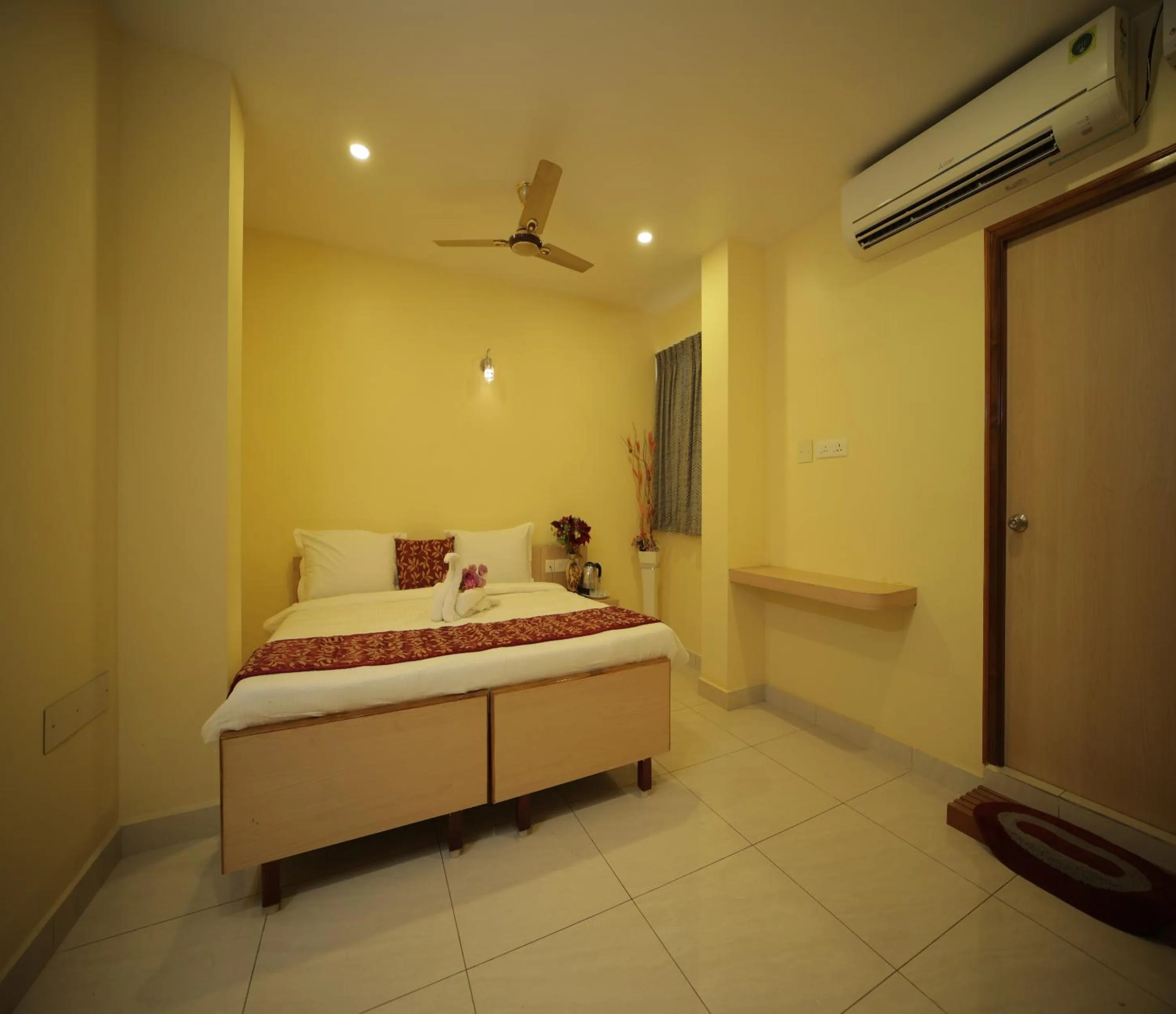 Bed in Nadanam Inn