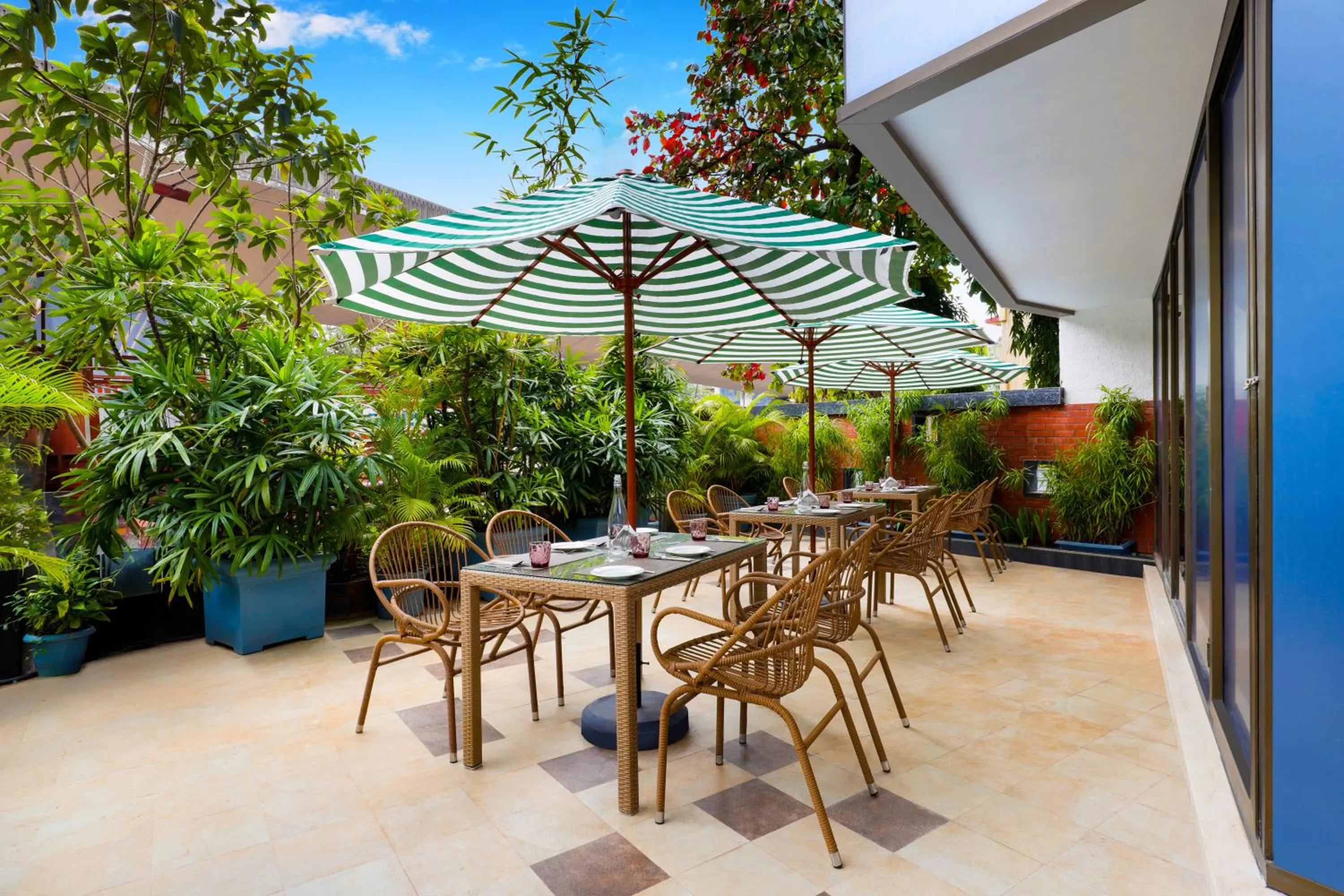Dining area in Lemon Tree Hotel, Kalina BKC, Mumbai