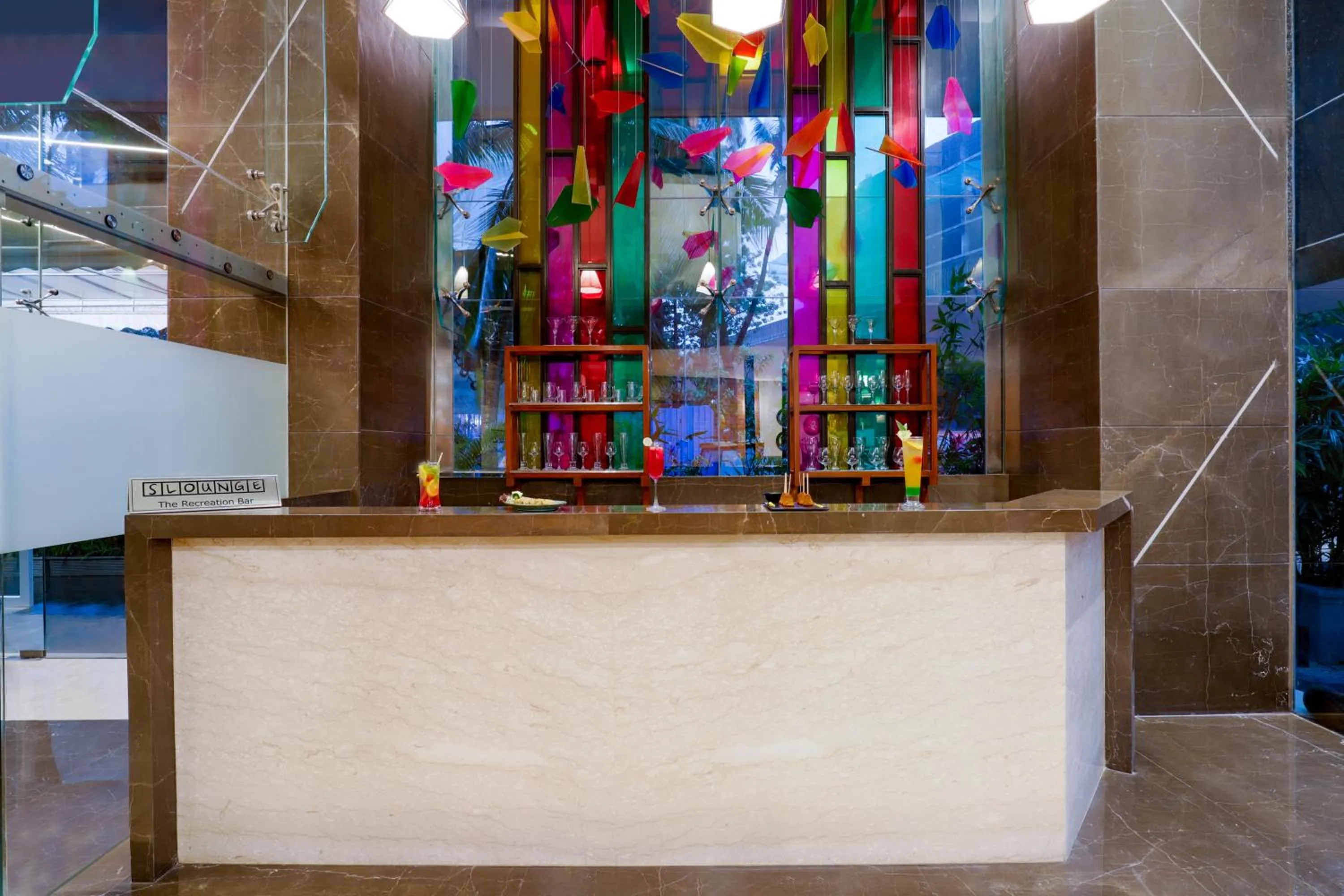 Lounge or bar in Lemon Tree Hotel, Kalina BKC, Mumbai