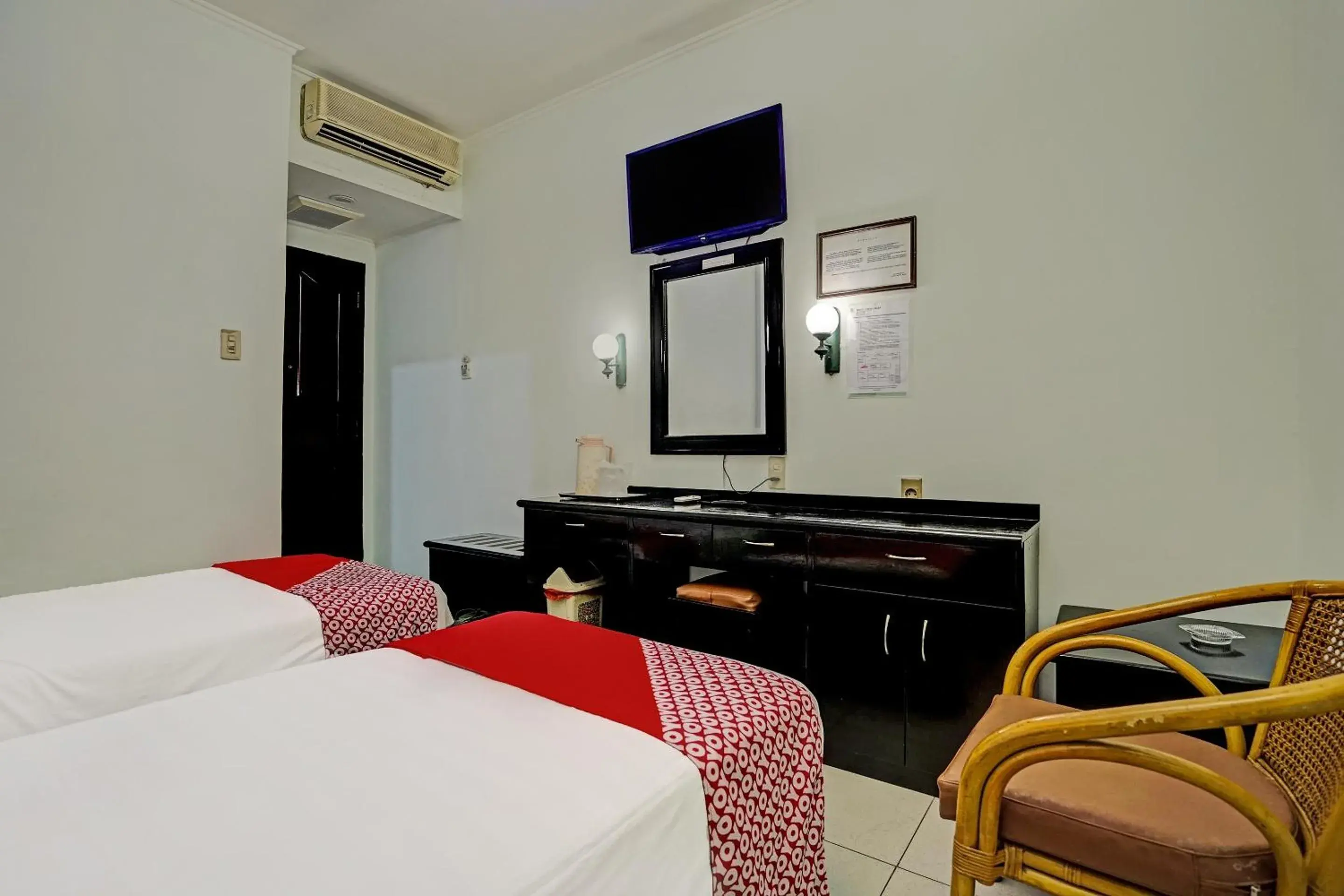 Superior Twin Room in Hotel O Wisma Bari Superior Twin Room in Hotel O Wisma Bari