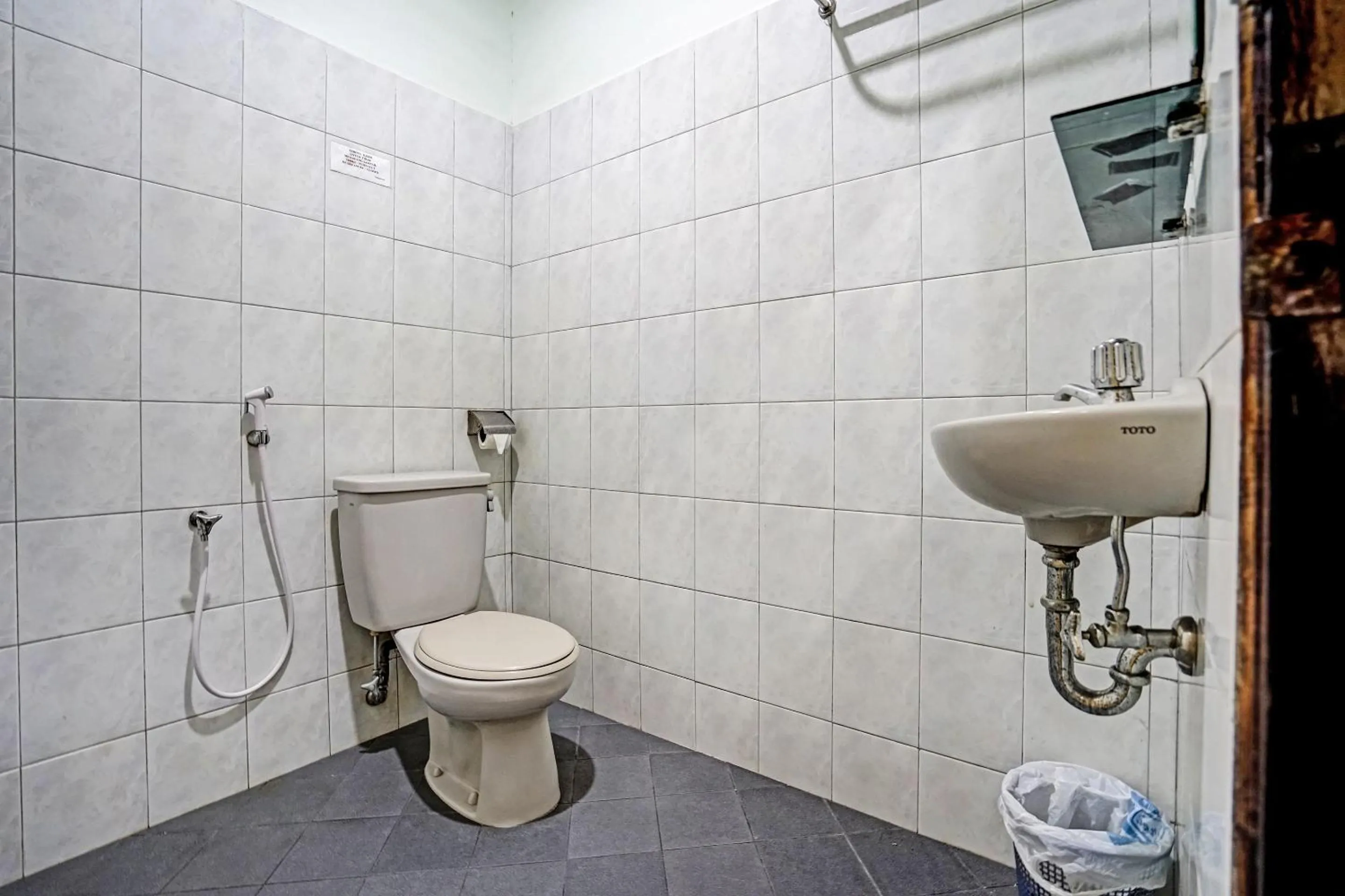 Bathroom in Hotel O Wisma Bari