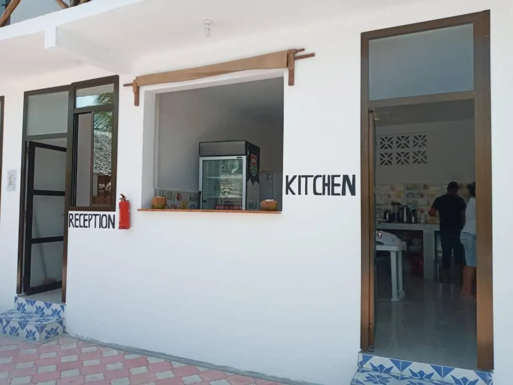 Restaurant/places to eat in Amani Hotel Paje