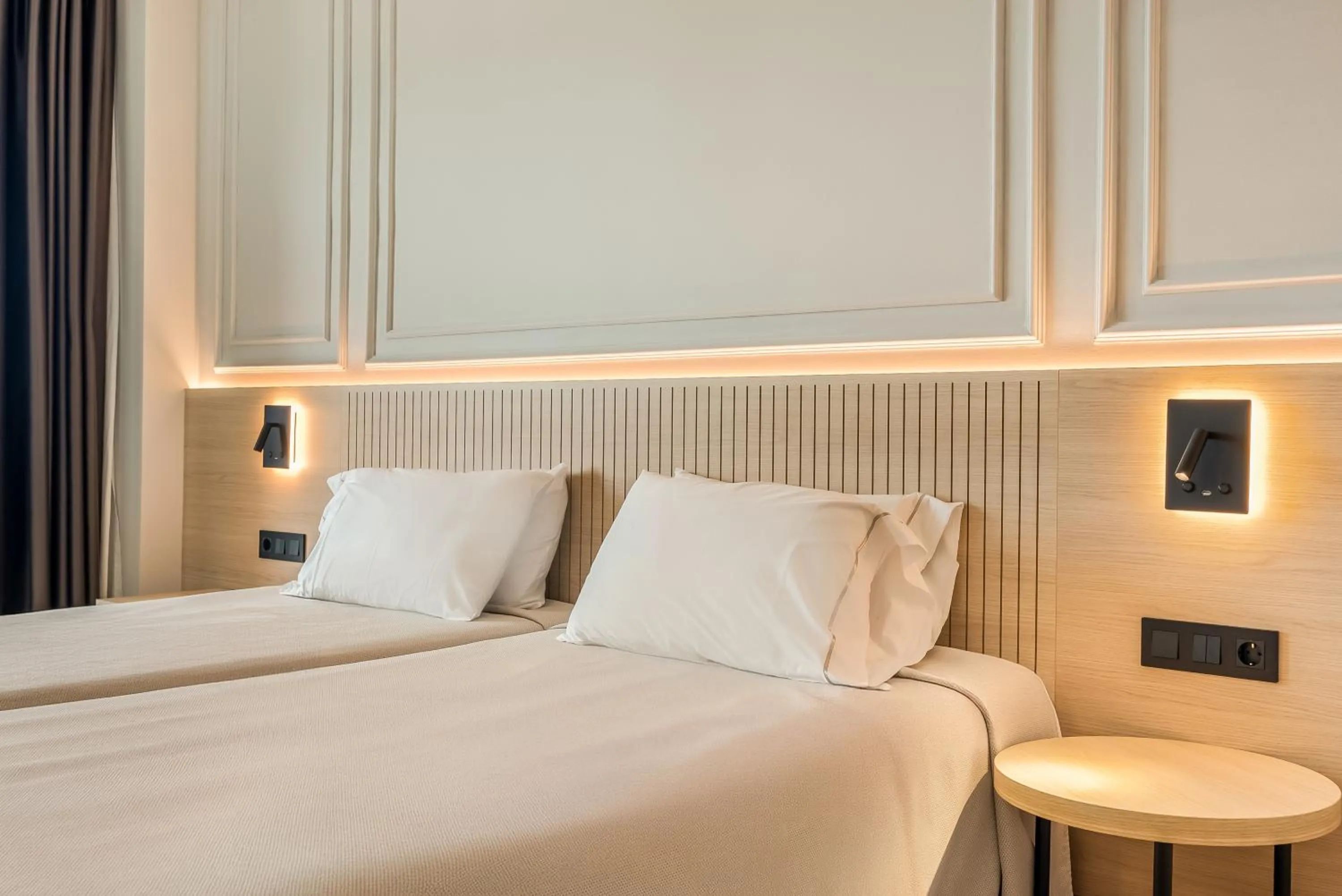 Bed in Hotel Miramar