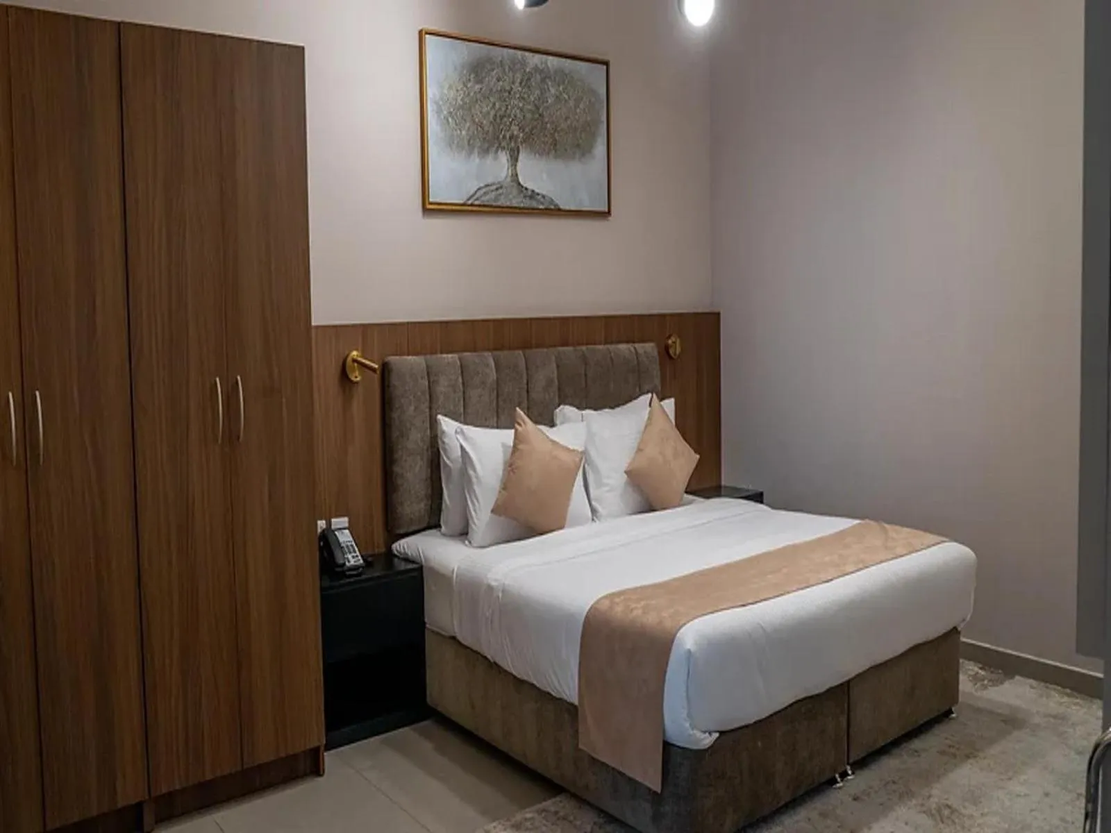 Bed in VOGO Grand Hotel Formerly Best Western Plus Hotel Dubai Academic City