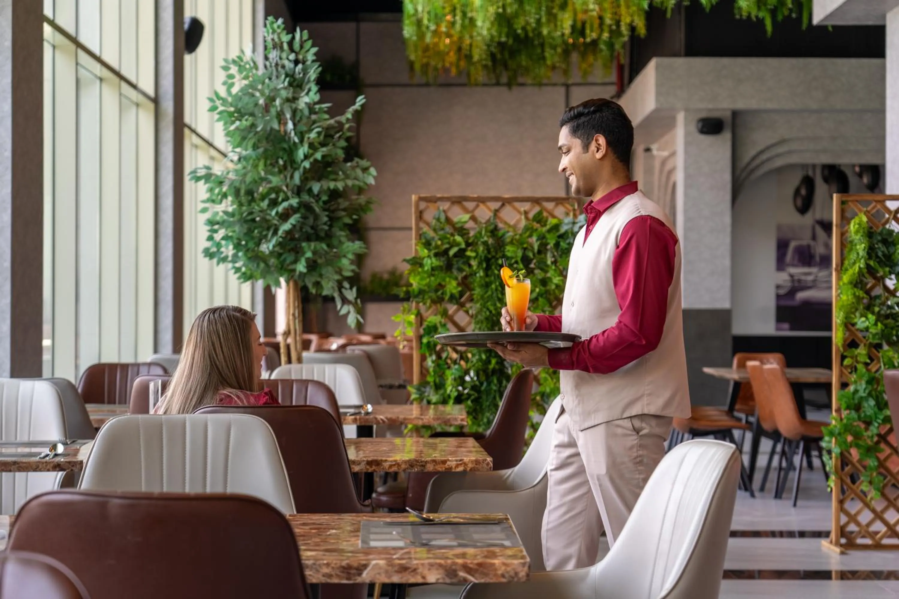 Restaurant/places to eat in VOGO Grand Hotel Formerly Best Western Plus Hotel Dubai Academic City