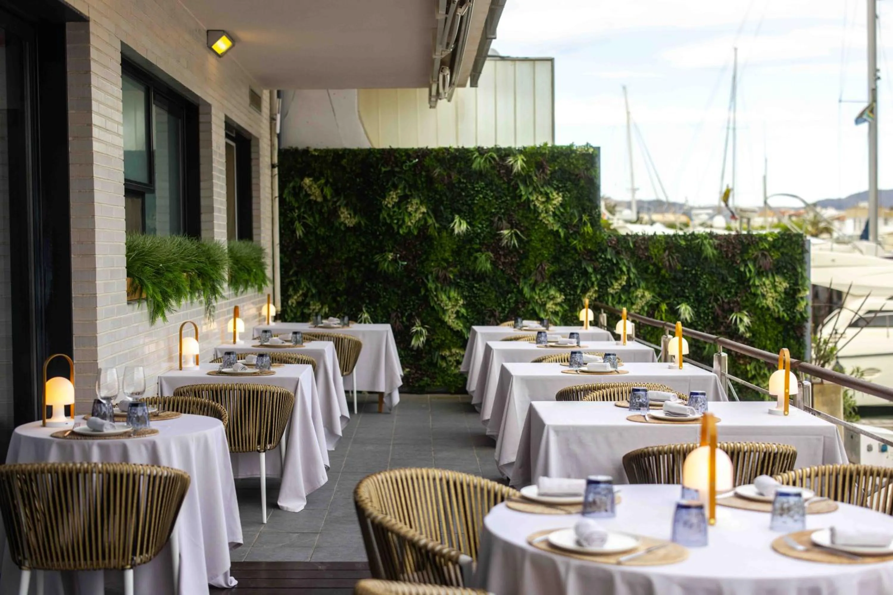 Restaurant/places to eat in Hotel Port Salins by Pierre & Vacances