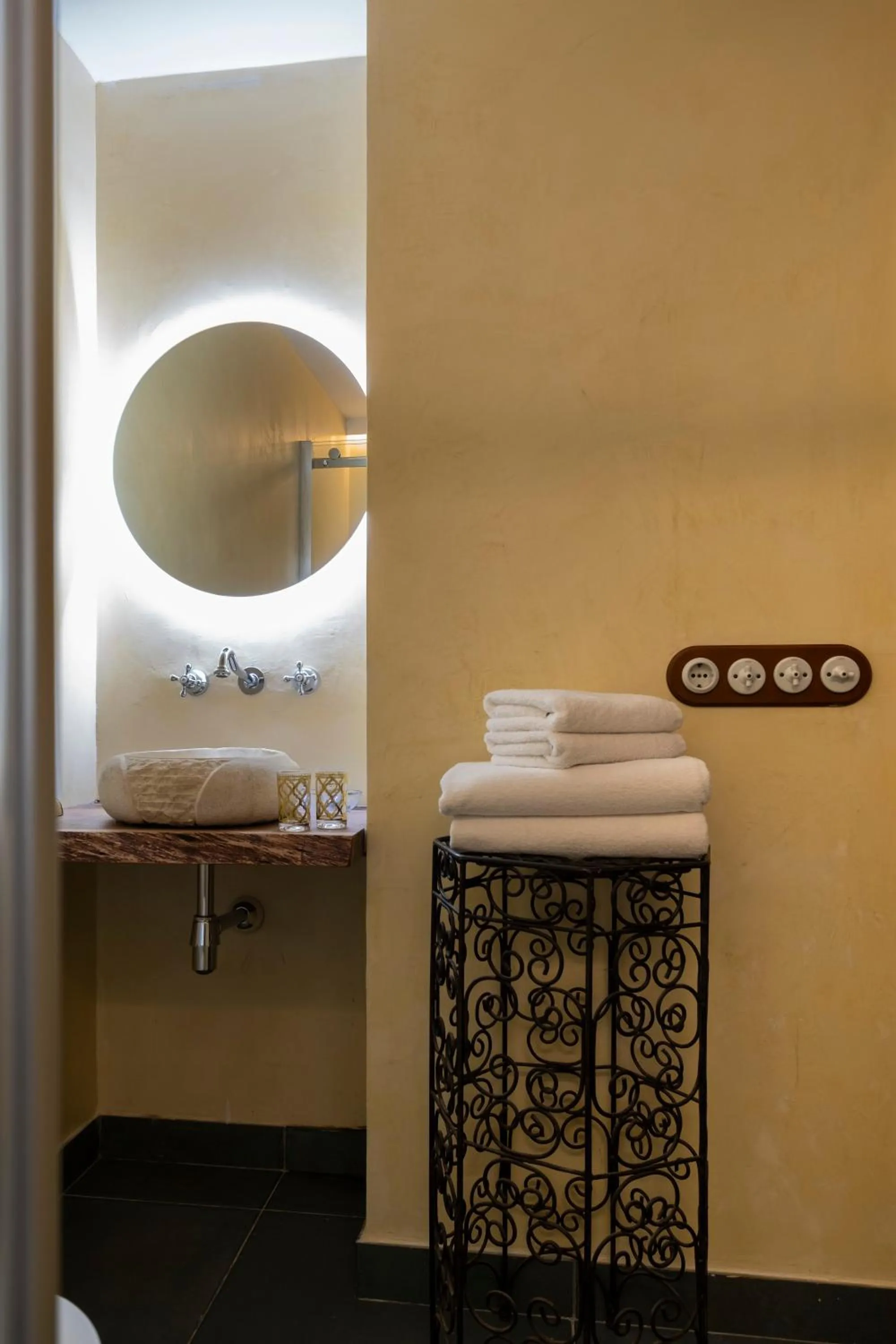 Toilet in Alcoba del Rey de Sevilla