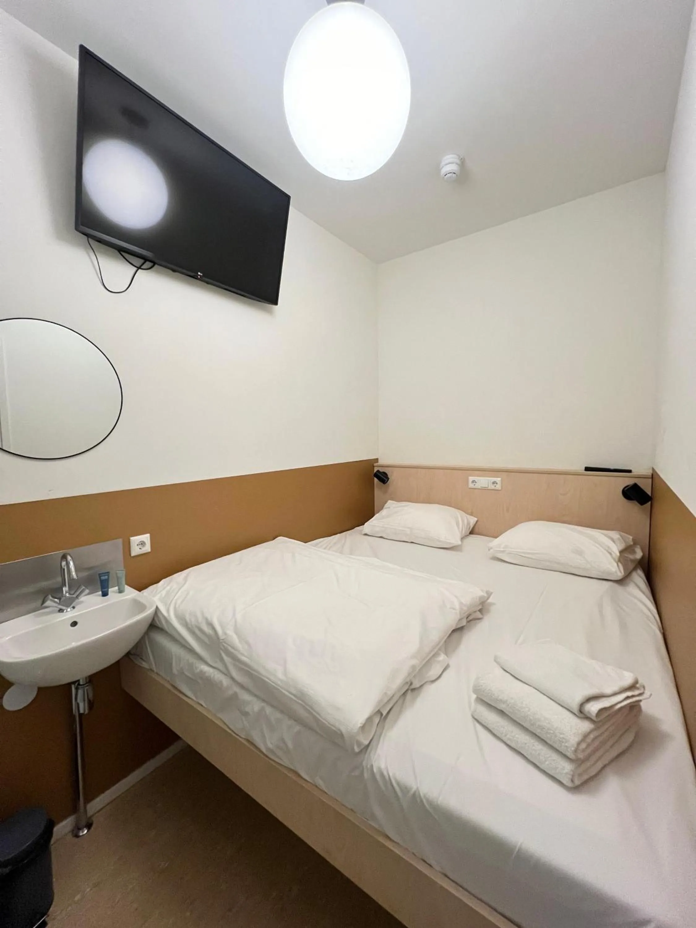 Bed in Stadsherberg Ald Weishoès - Hostel