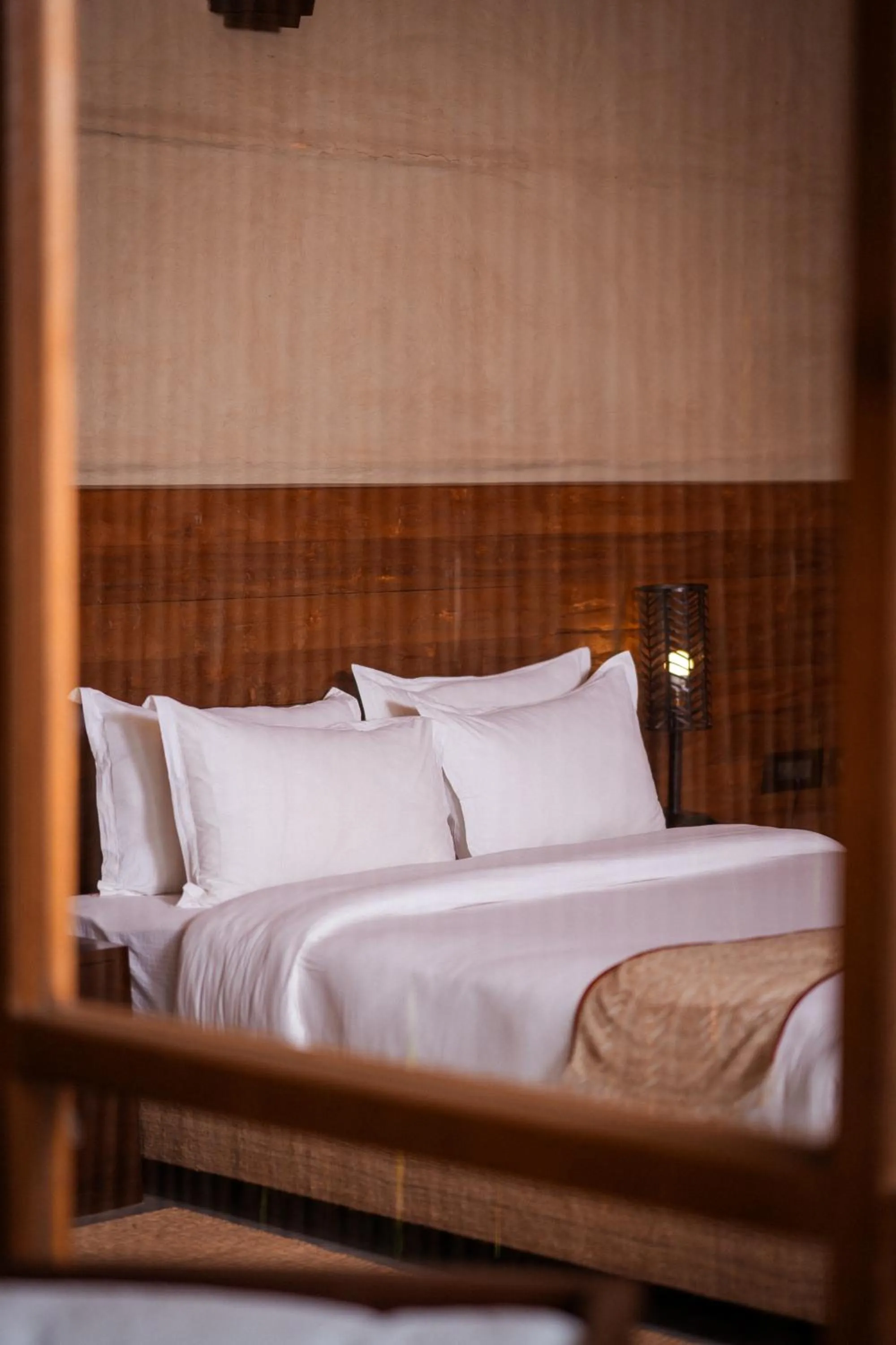 Bed in Sanctuary Chitwan National Park