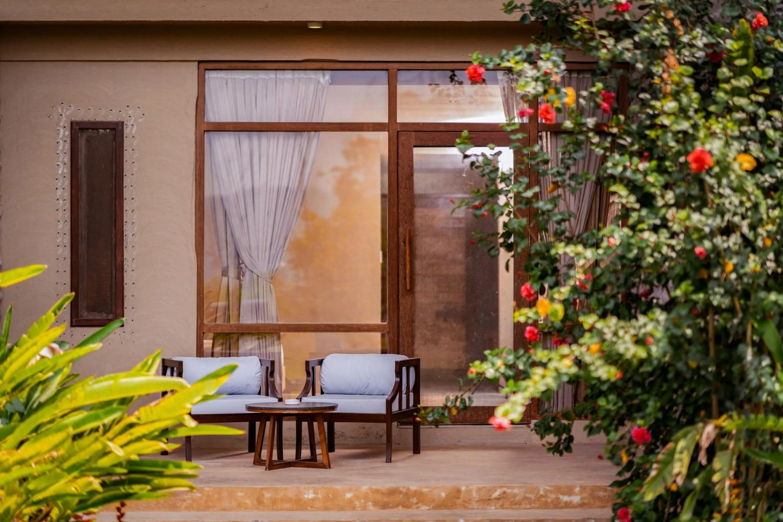 Garden view in Sanctuary Chitwan National Park