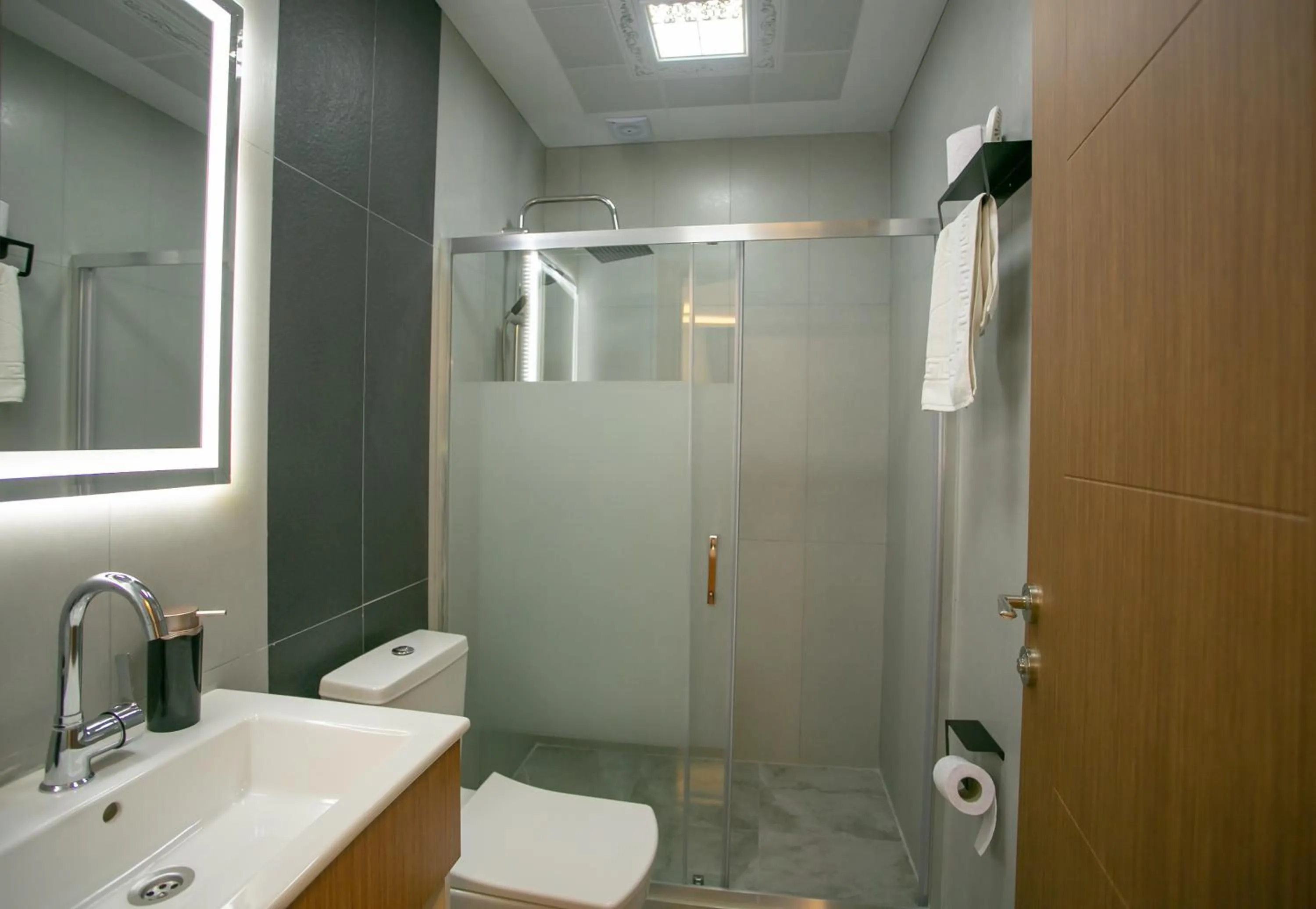 Bathroom in BLAU GRÜN İSTANBUL OTEL