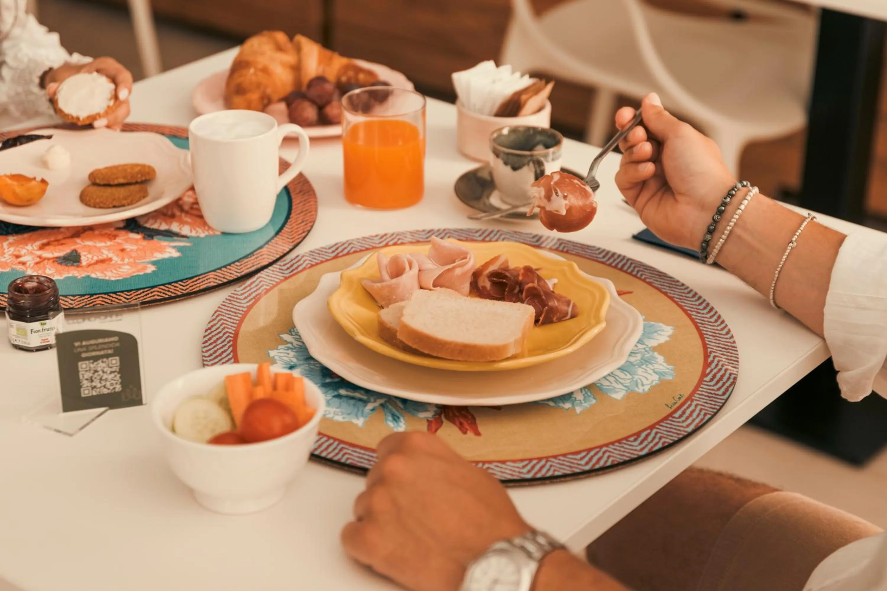 Breakfast in Copacabana Hotel Design