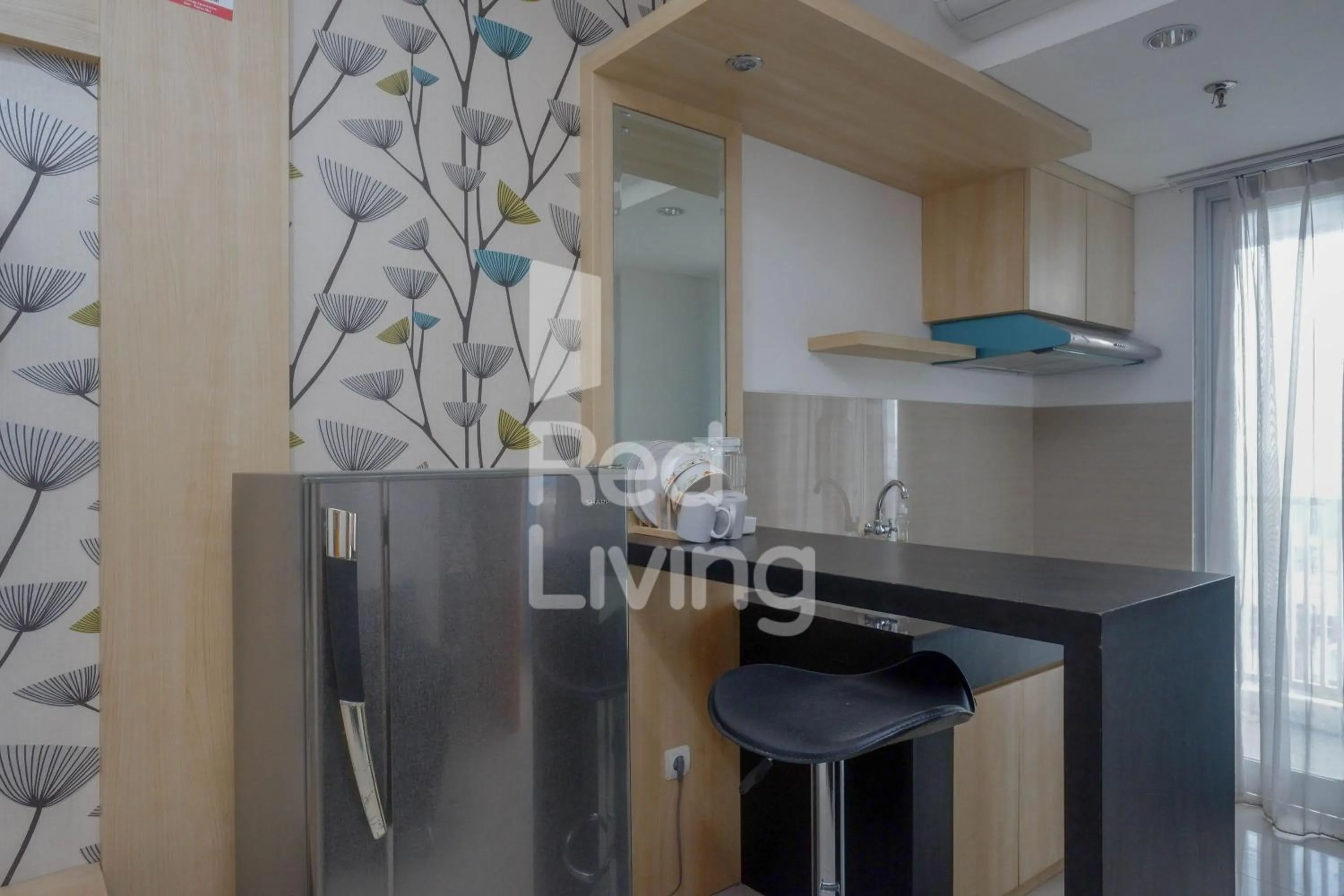 Kitchen or kitchenette in RedLiving Apartemen Star Semarang - Sky Tower Lantai 22