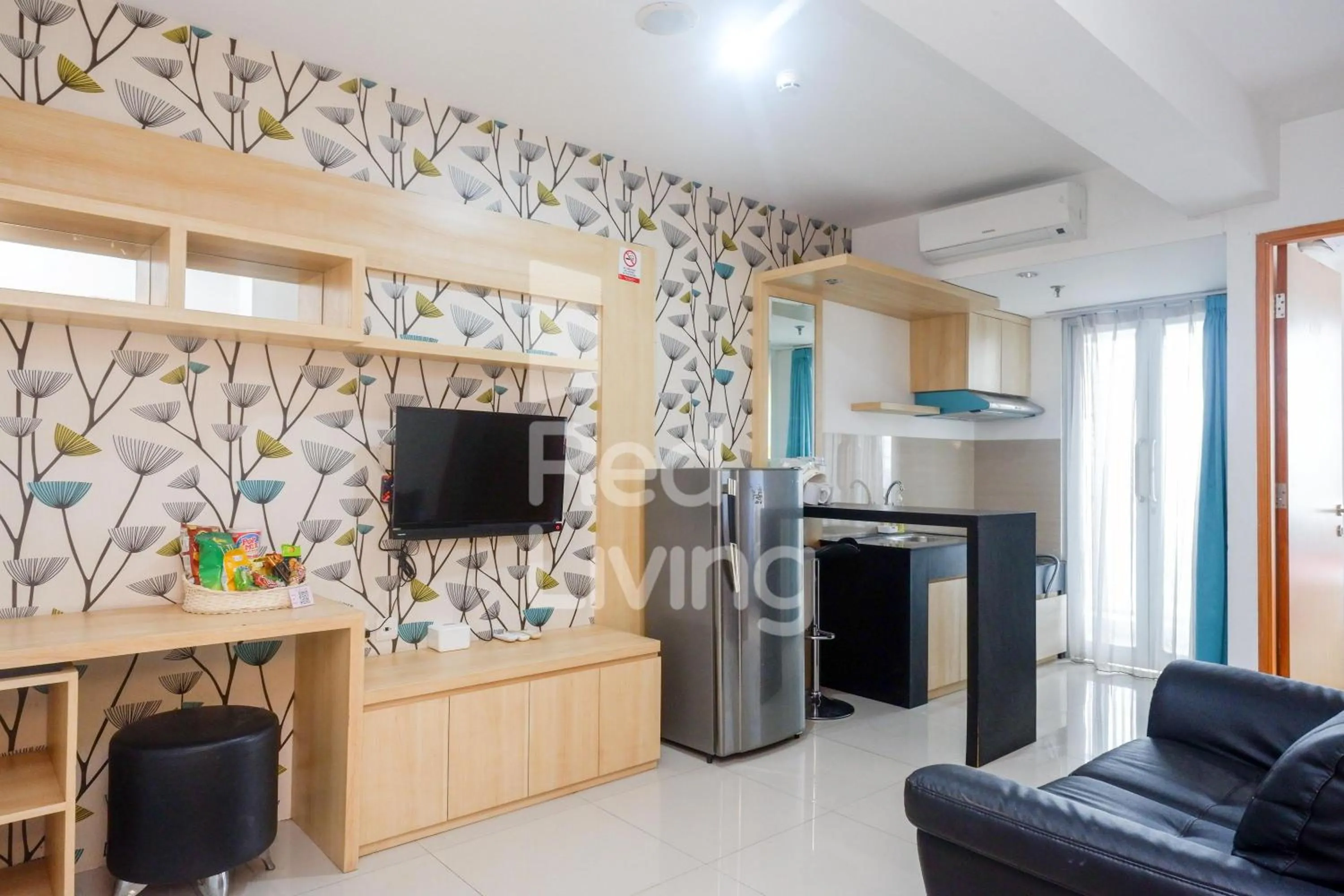 TV and multimedia in RedLiving Apartemen Star Semarang - Sky Tower Lantai 22