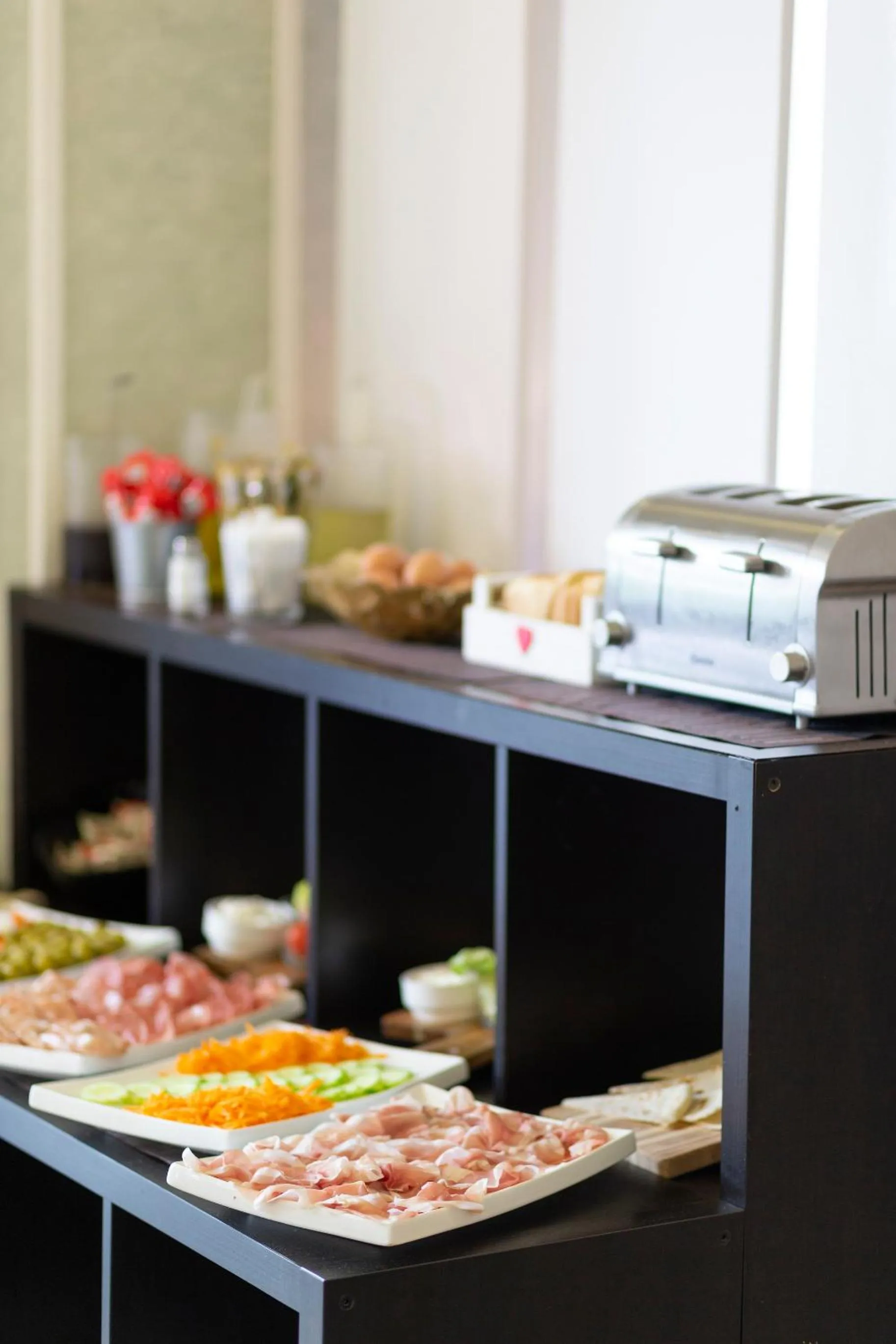 Breakfast in Hotel Condor-New 2024-Con Piscina