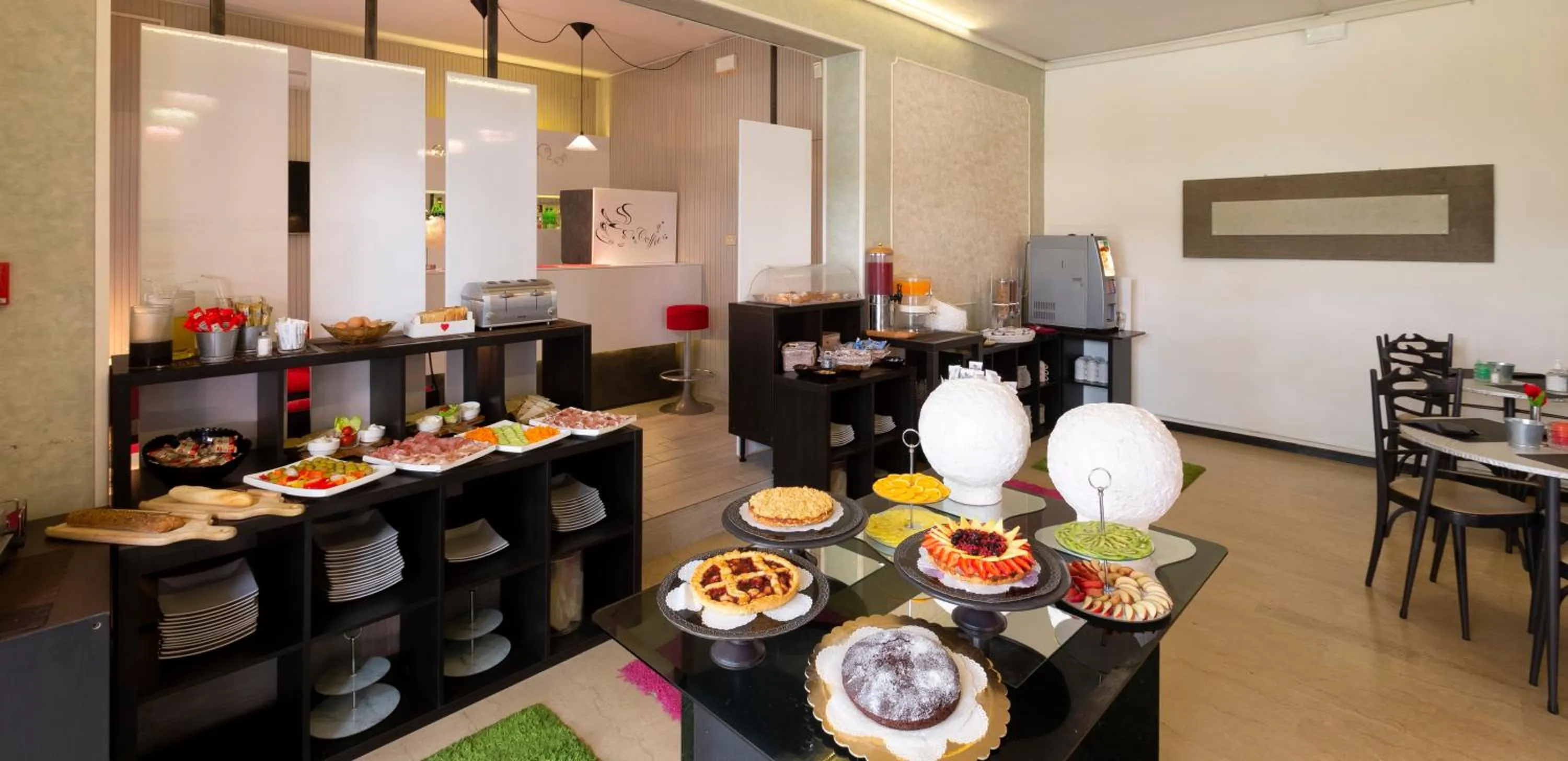 Breakfast in Hotel Condor-New 2024-Con Piscina