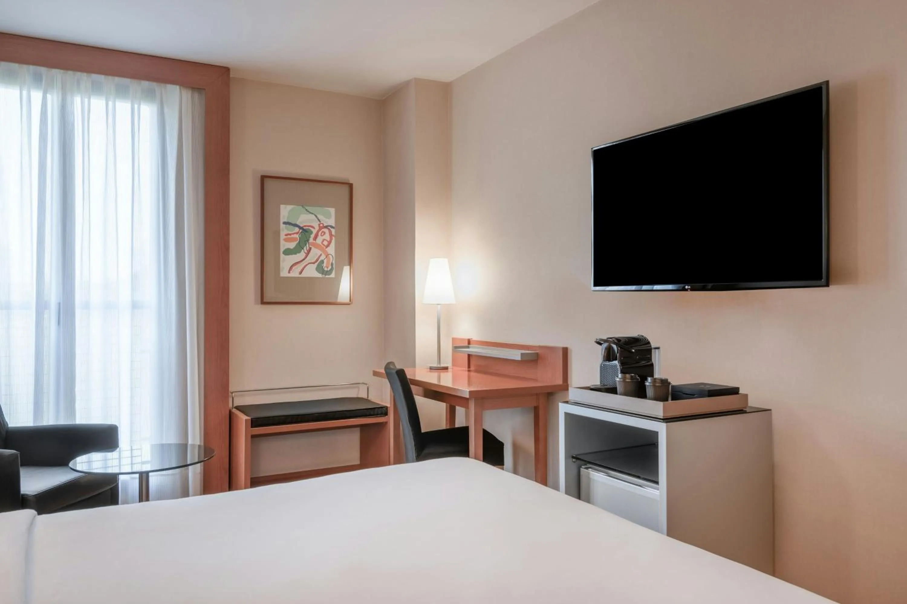 Photo of the whole room, Bed in AC Hotel Palencia by Marriott