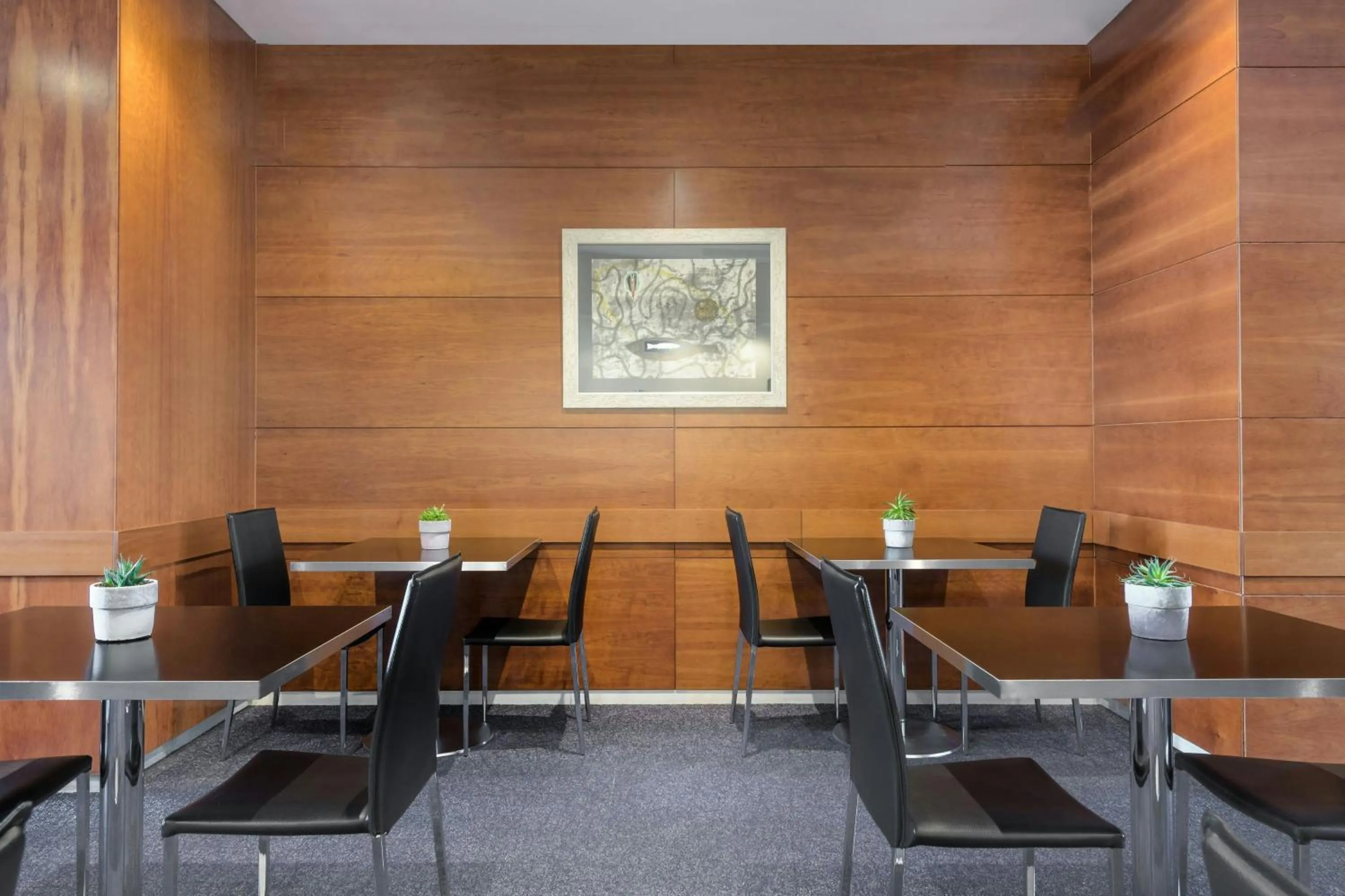 Lounge or bar in AC Hotel Palencia by Marriott