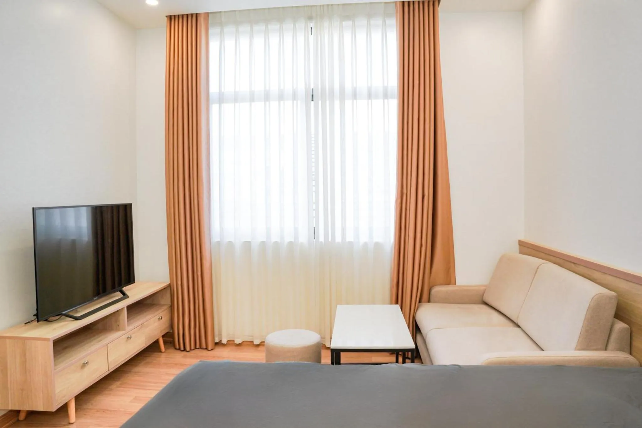 Seating area, Bed in Merci Vinhomes Marina Hai Phong