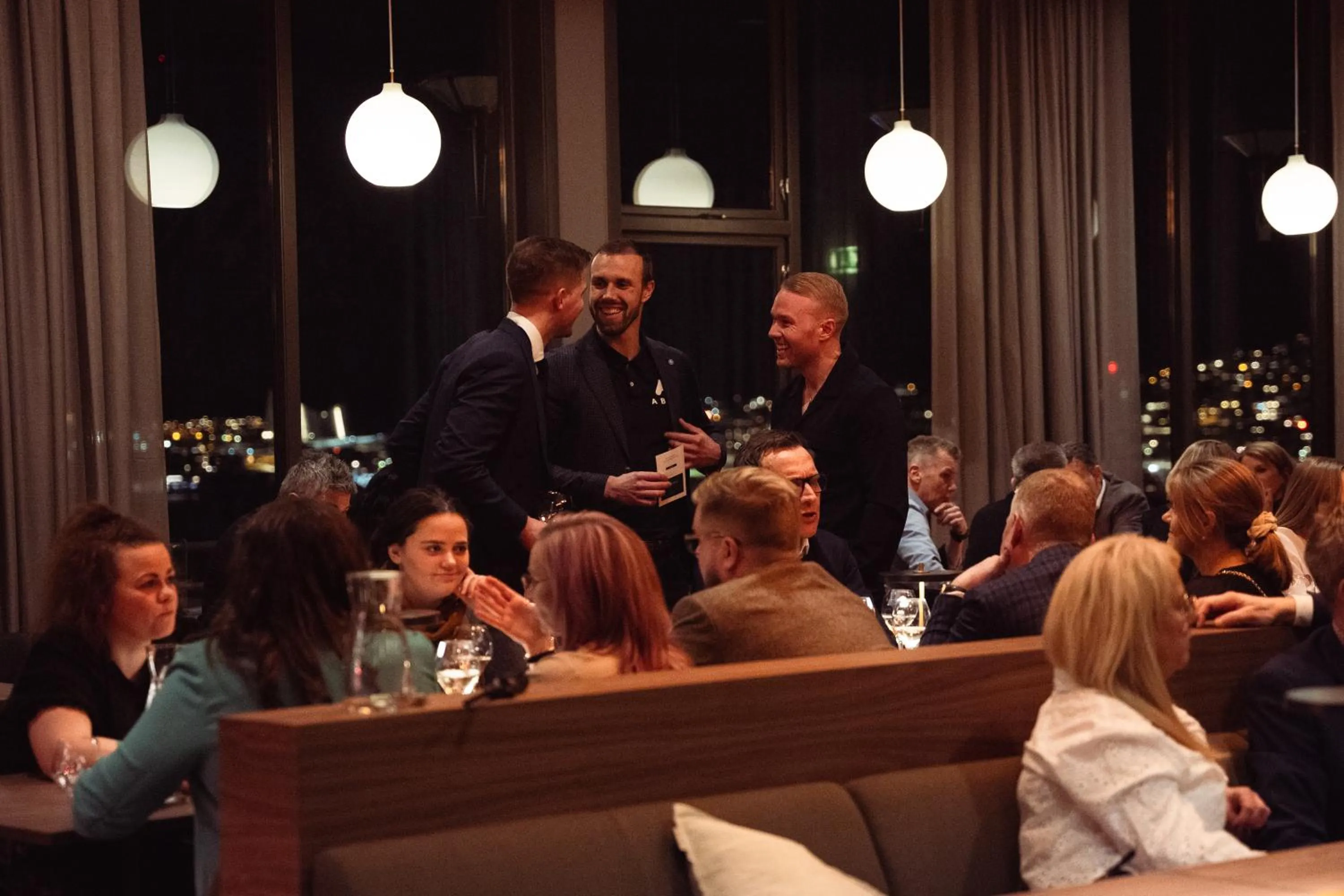 Restaurant/places to eat in Enter St Elisabeth Suites & Spa