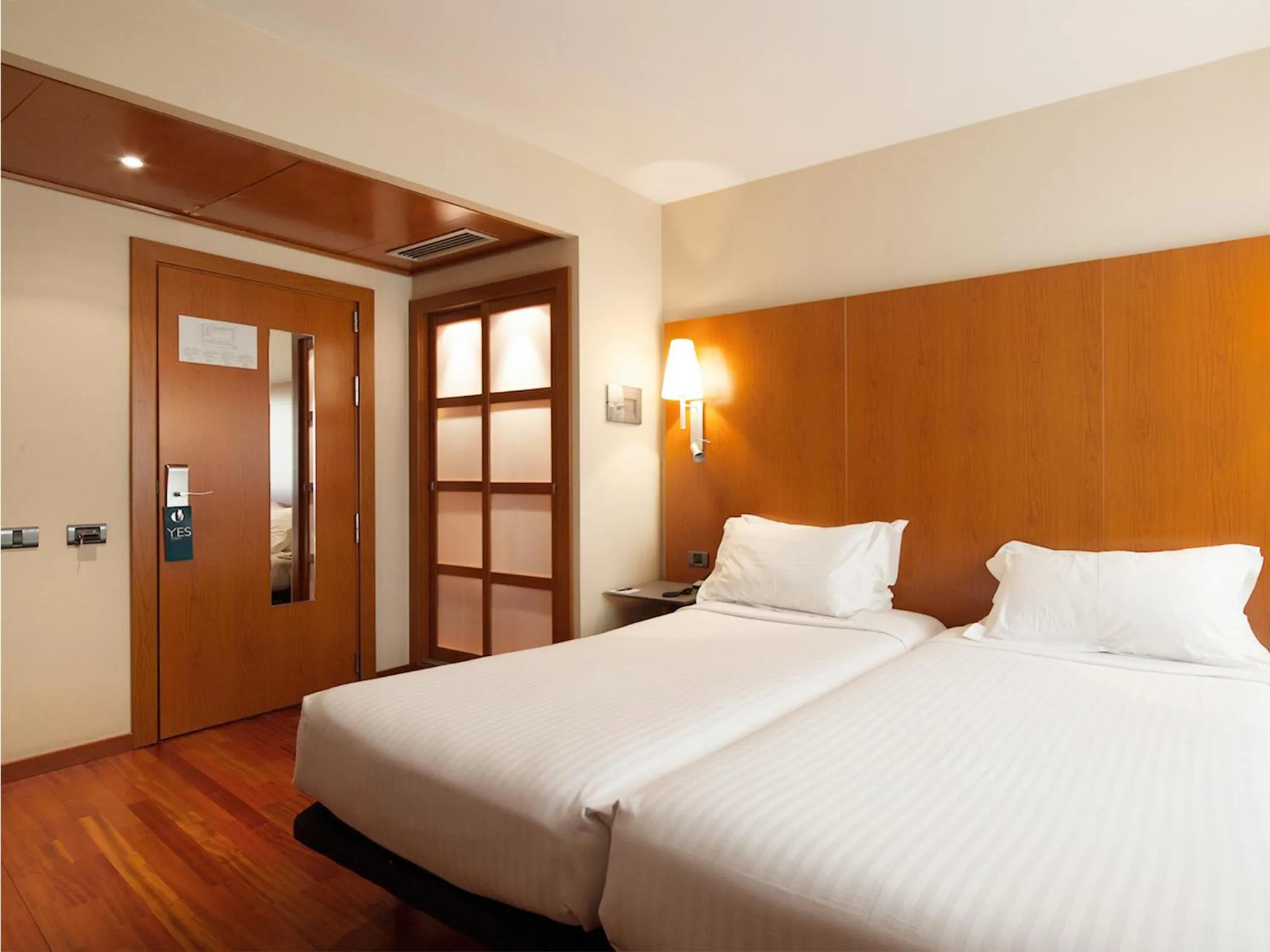 Bed in Hotel Ciutat Martorell