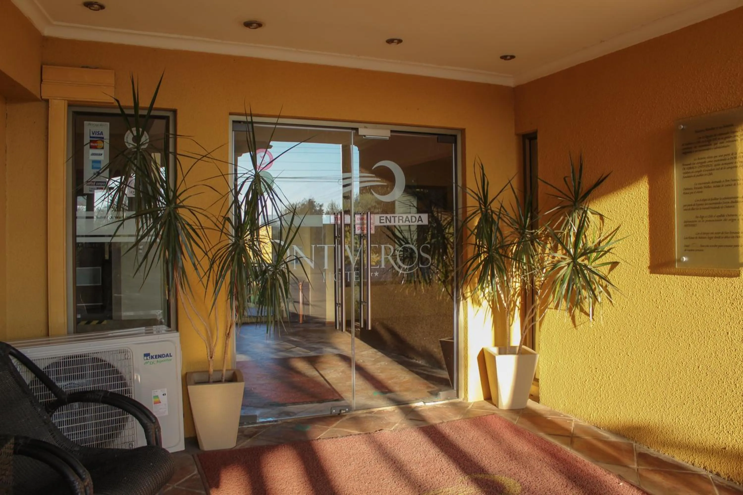 Property building in Hotel Ontiveros