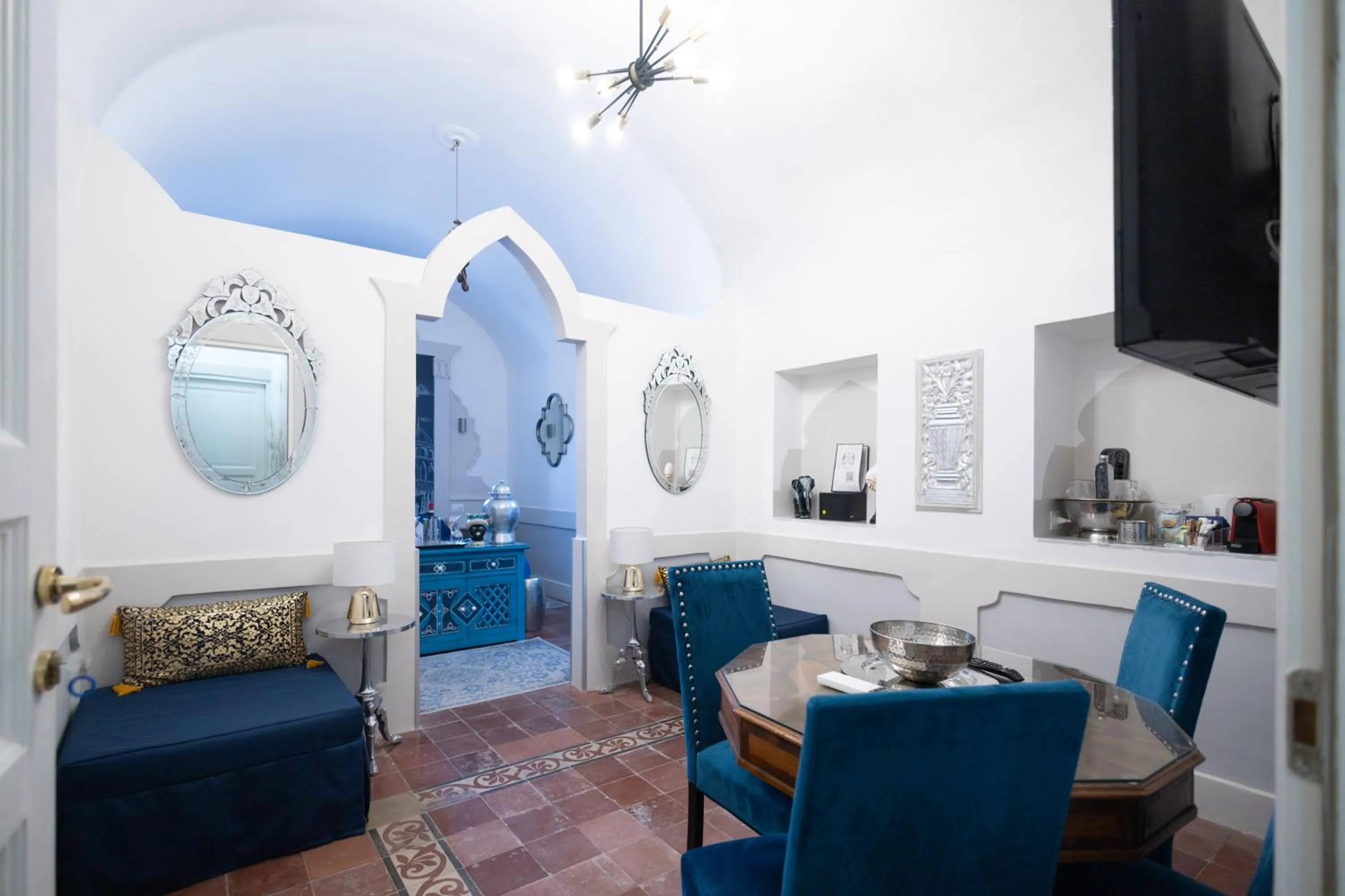 TV and multimedia in Il Moresco Catania