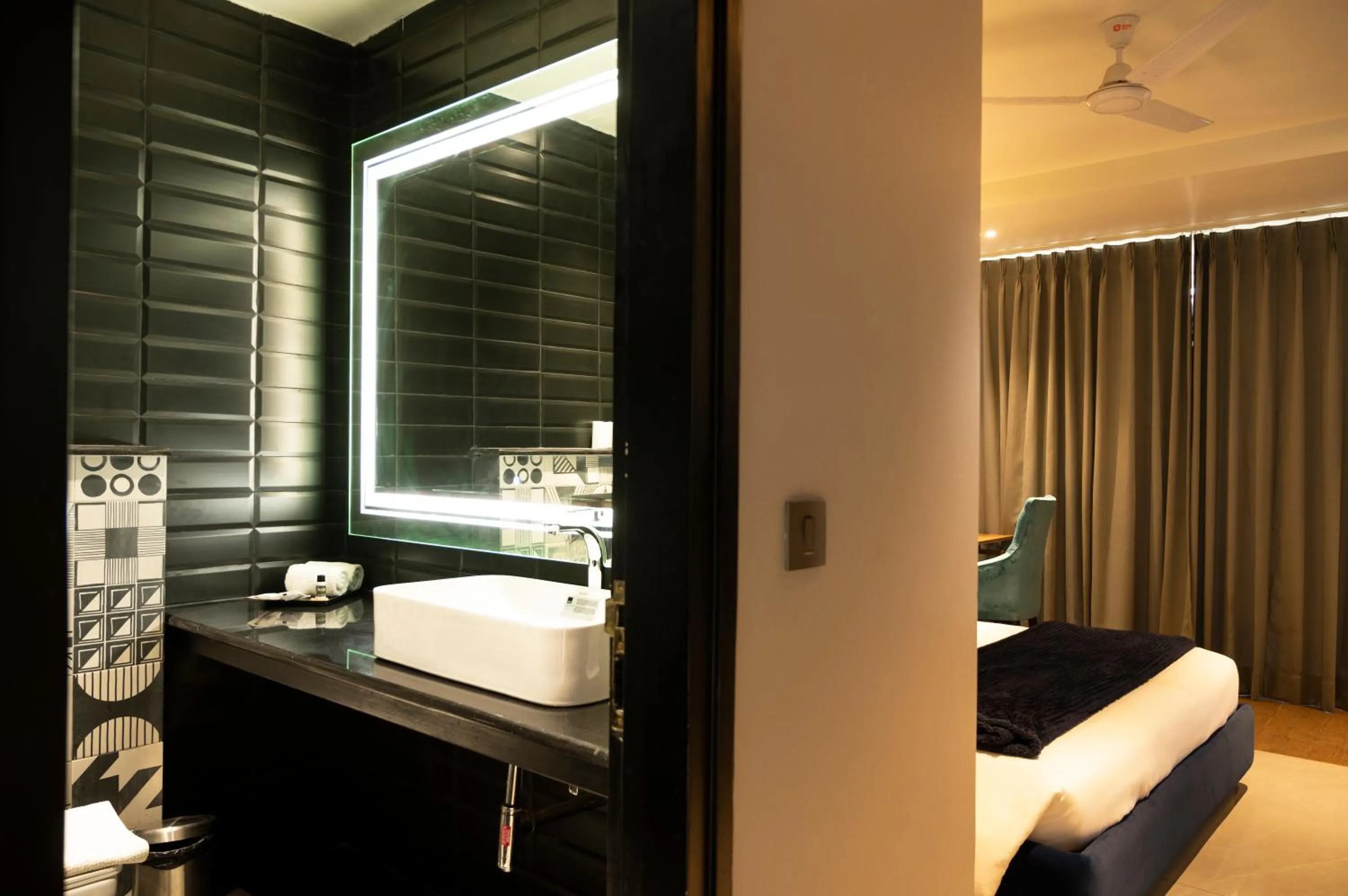 Bathroom, Bed in The Aldott Cyber City