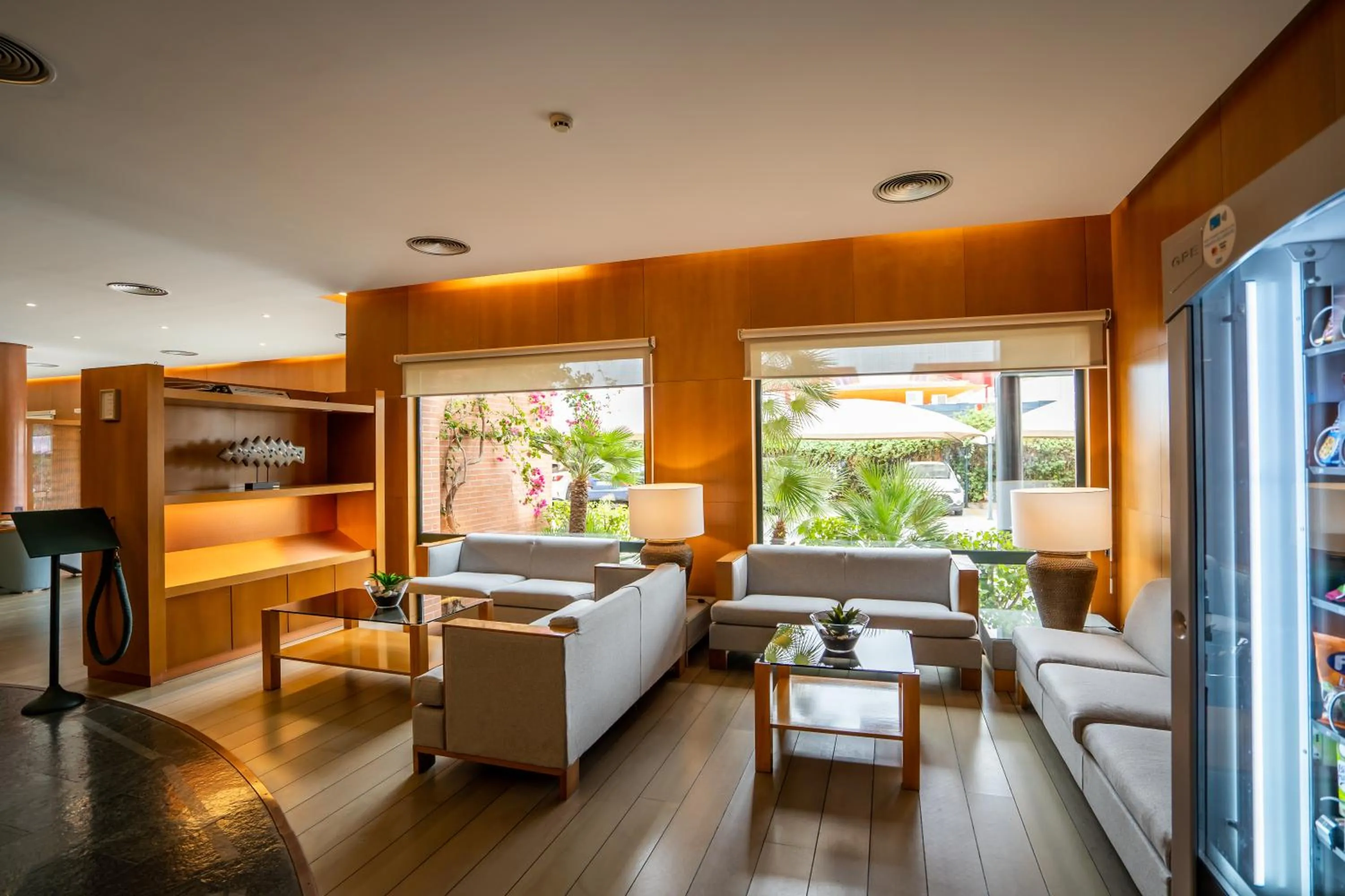 Lobby or reception in Posadas de España Malaga