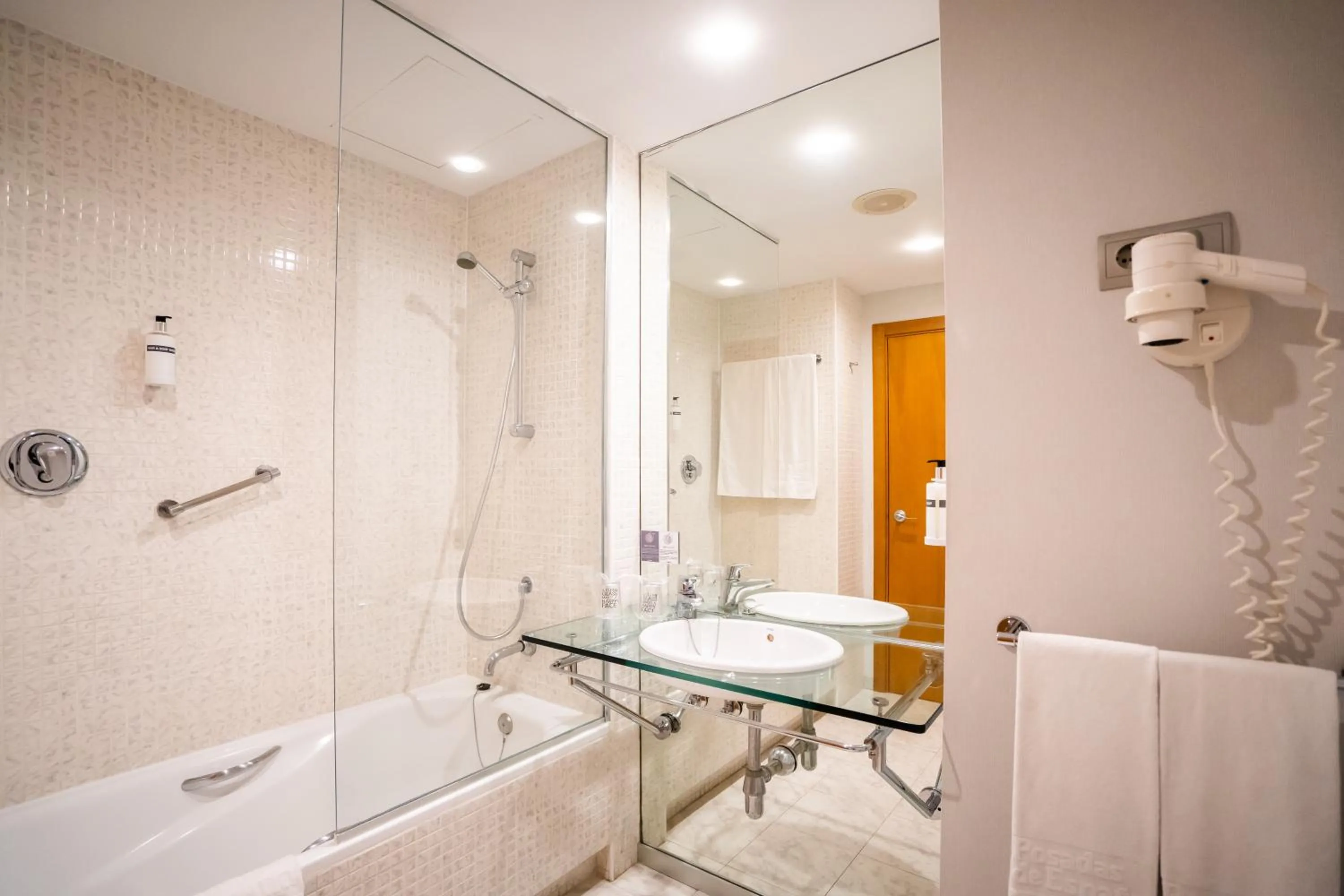 Posadas De España Paterna