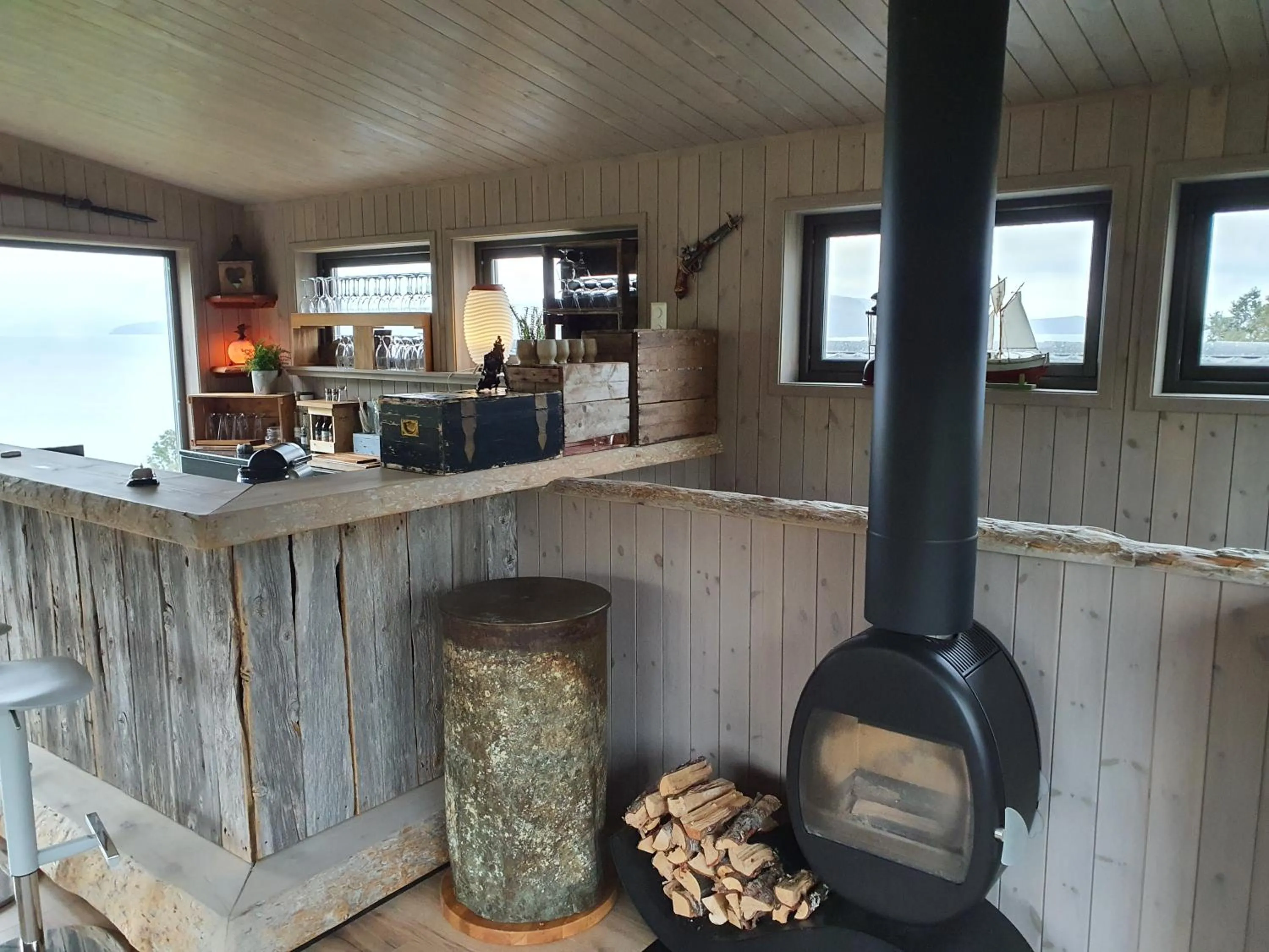 Lounge or bar in Yggdrasil Farmhotel Retreat, Spa & Yoga