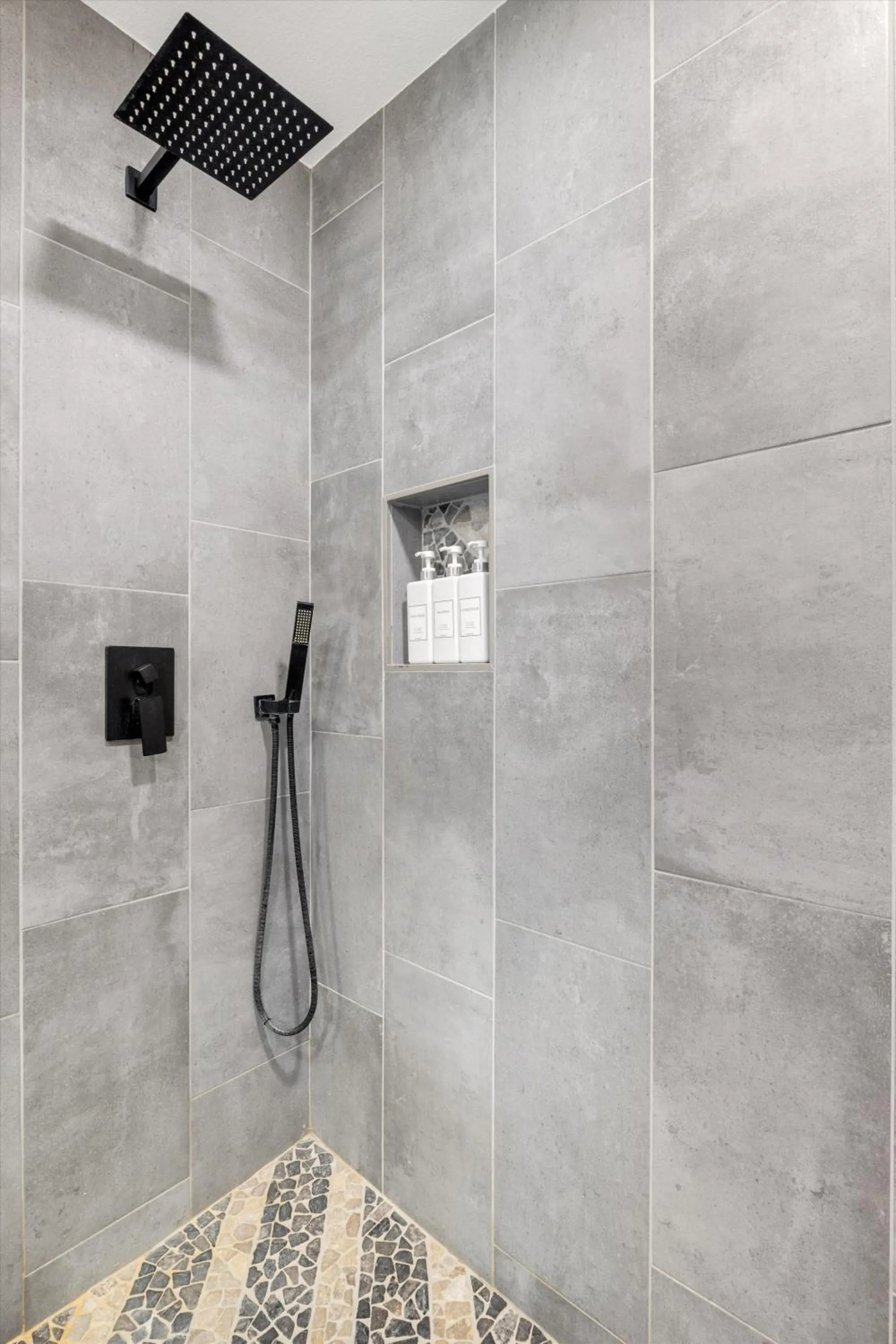 Shower in Luxury villa with pool and spa