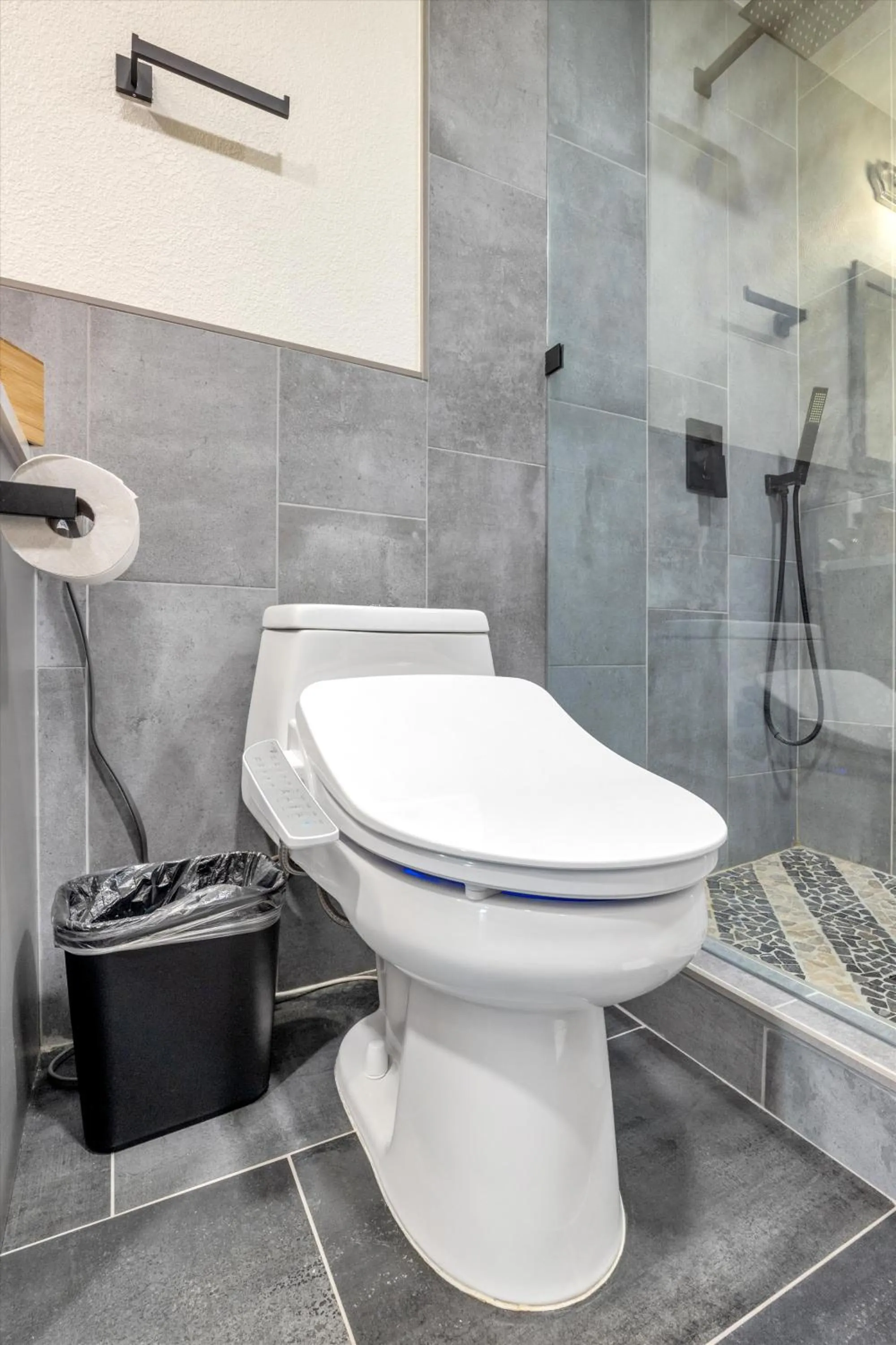 Toilet in Luxury villa with pool and spa