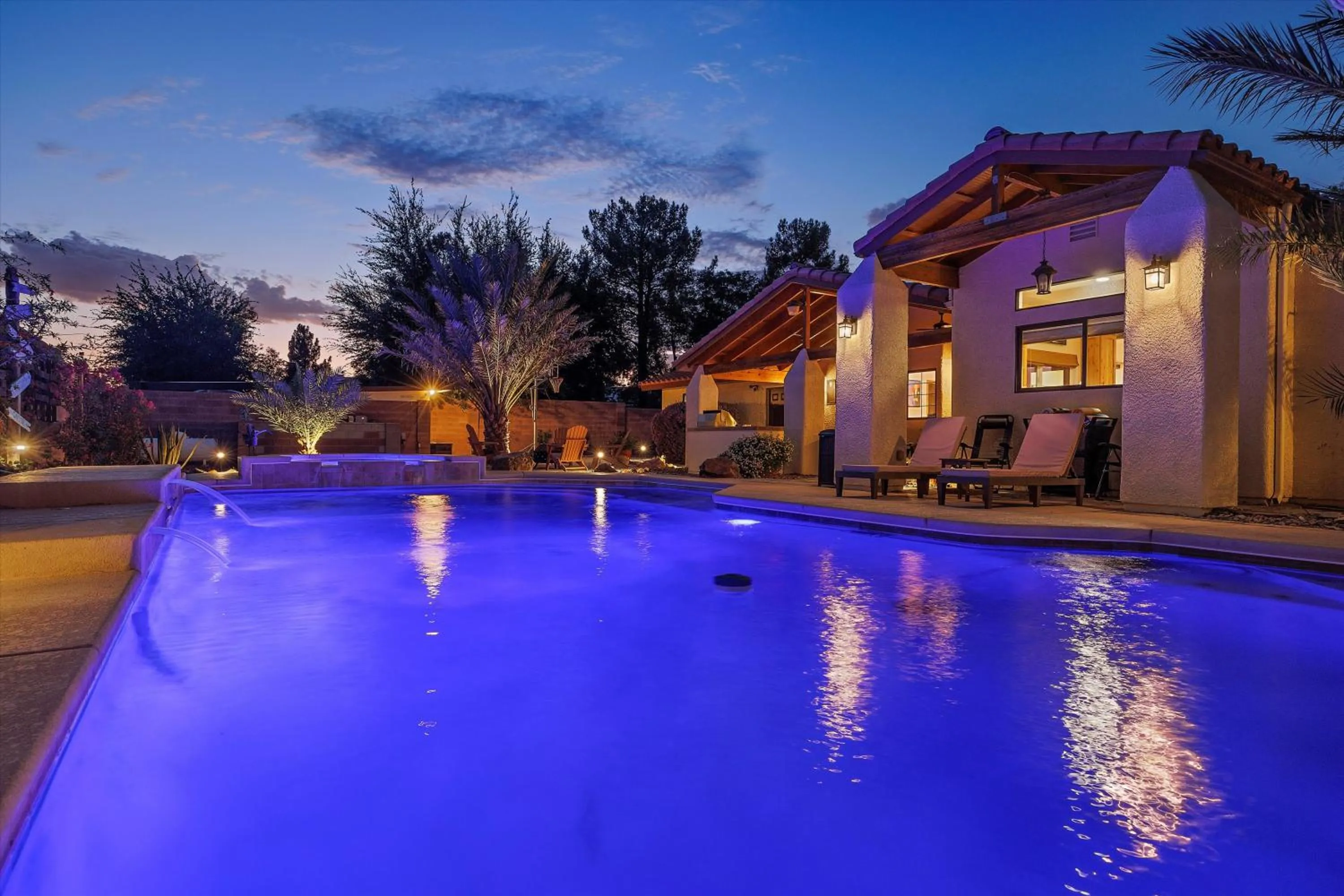 Swimming pool in Luxury villa with pool and spa