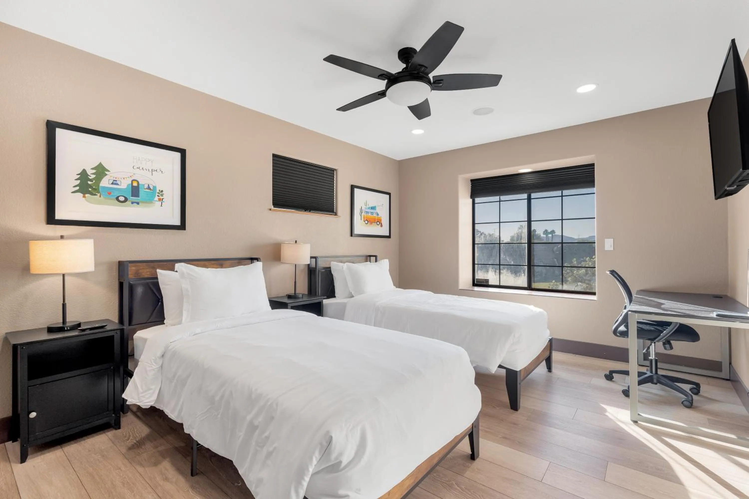 Bed in Luxury villa with pool and spa