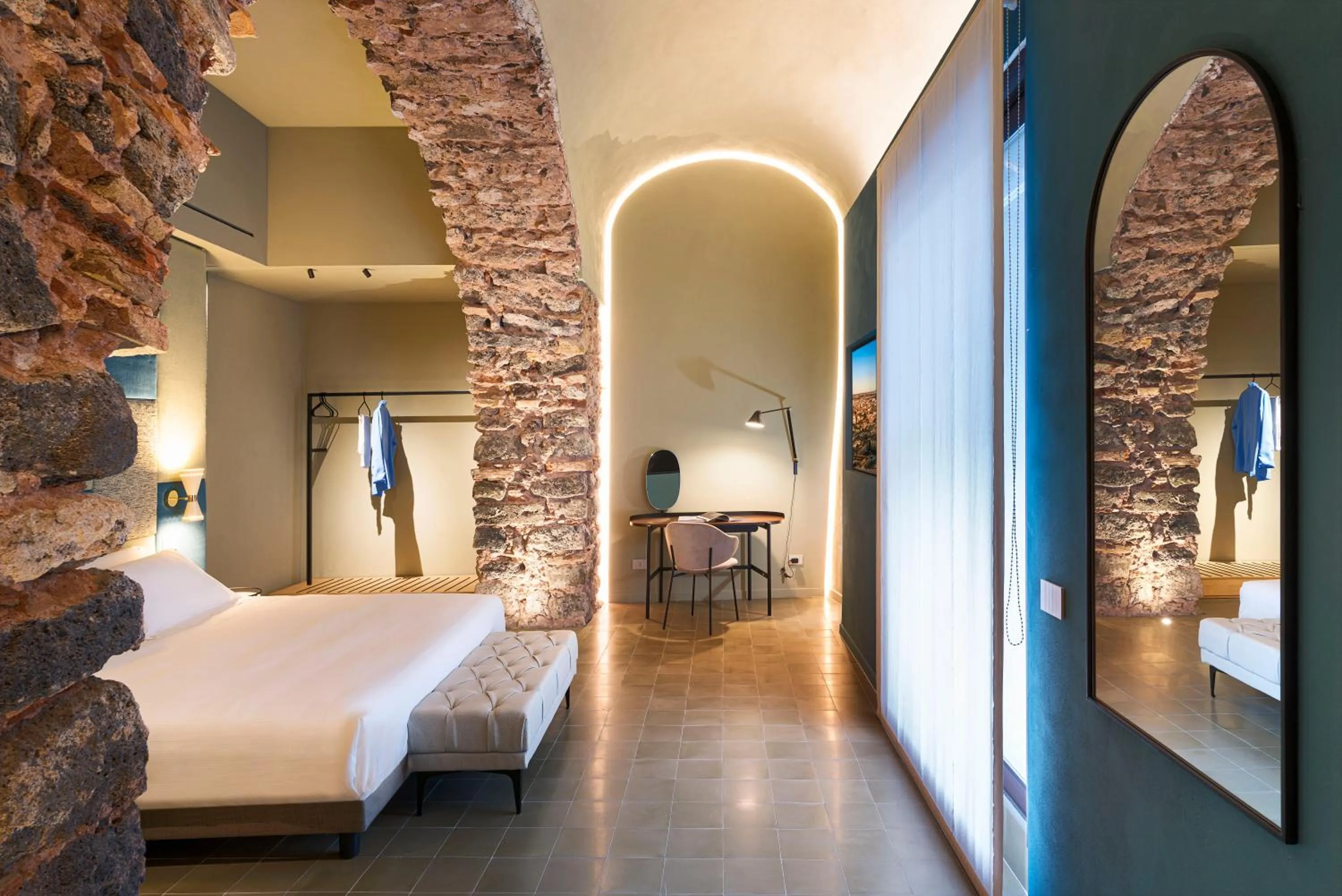 Photo of the whole room, Bed in BASTIÒ PRIVATE SUITES