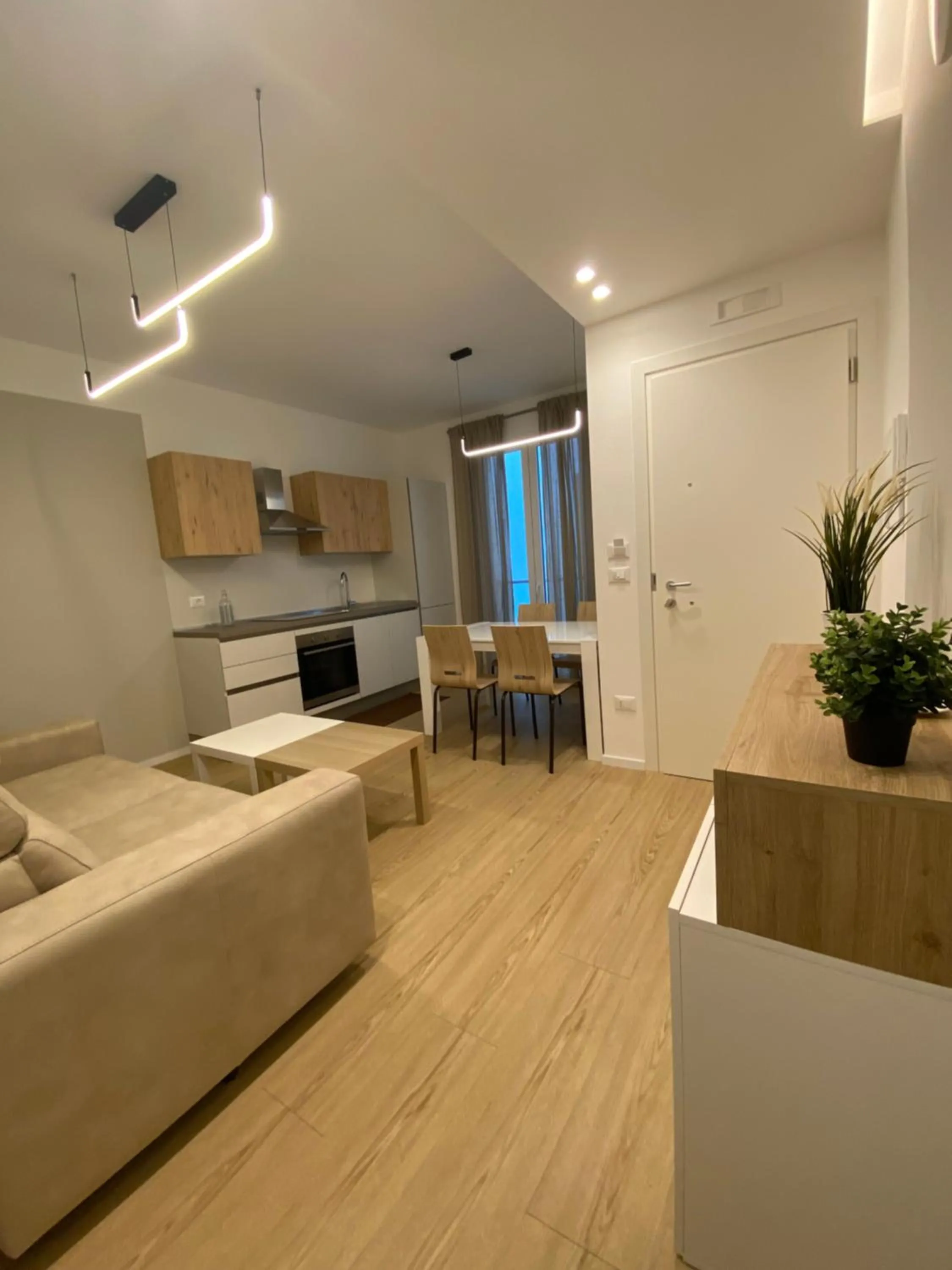 HABITAT- Apartments&Rooms