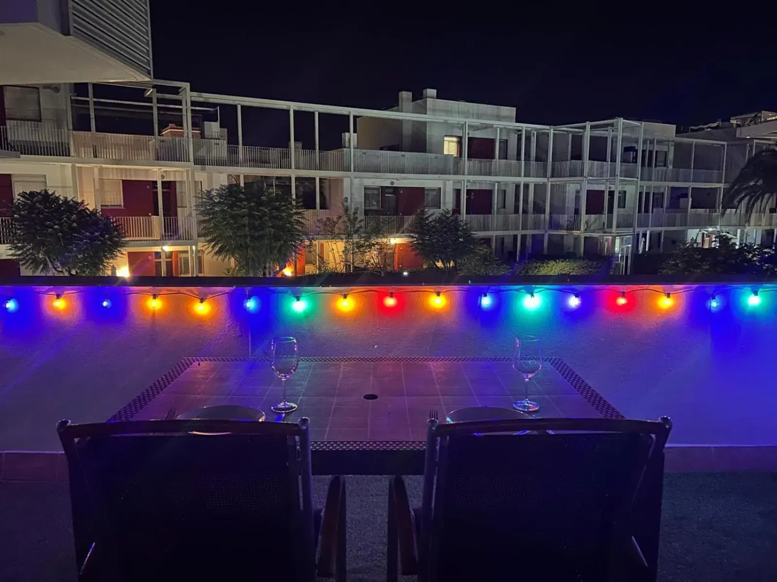 Apartamento "Casa el Sargazo" en Vera Playa con Piscina, Solarium, Wifi y Parking Gratis Apartamento "Casa el Sargazo" en Vera Playa con Piscina, Solarium, Wifi y Parking Gratis
