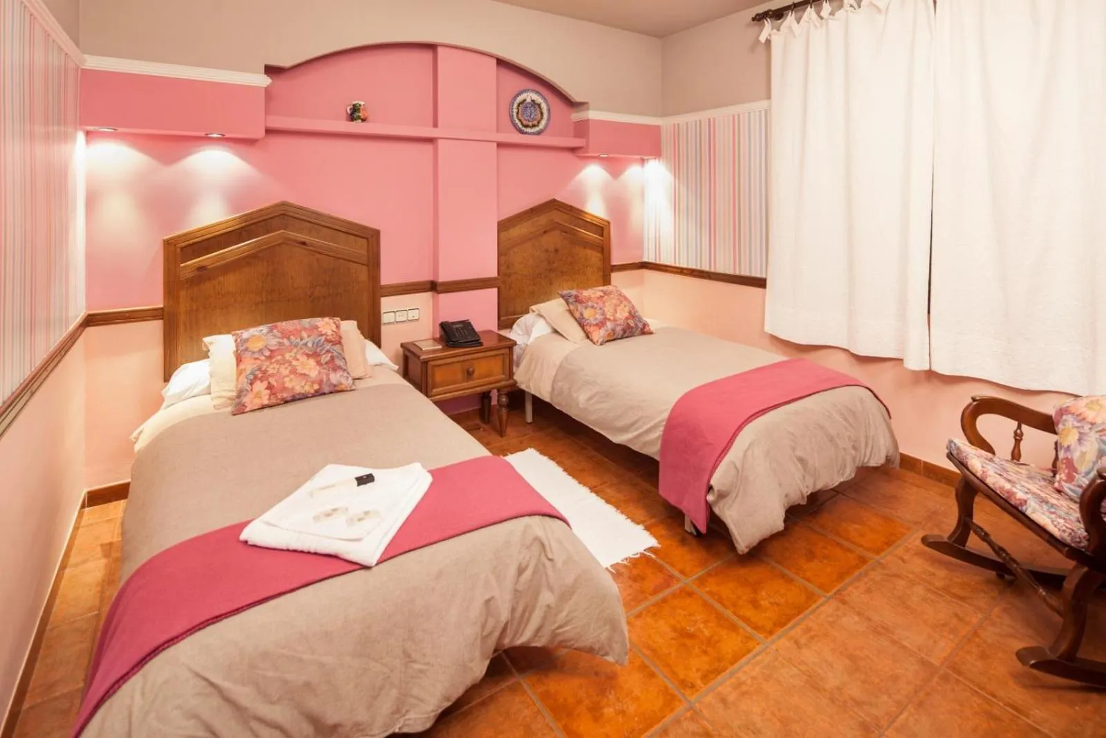 Photo of the whole room in Hotel y Bungalows Balcón de Competa